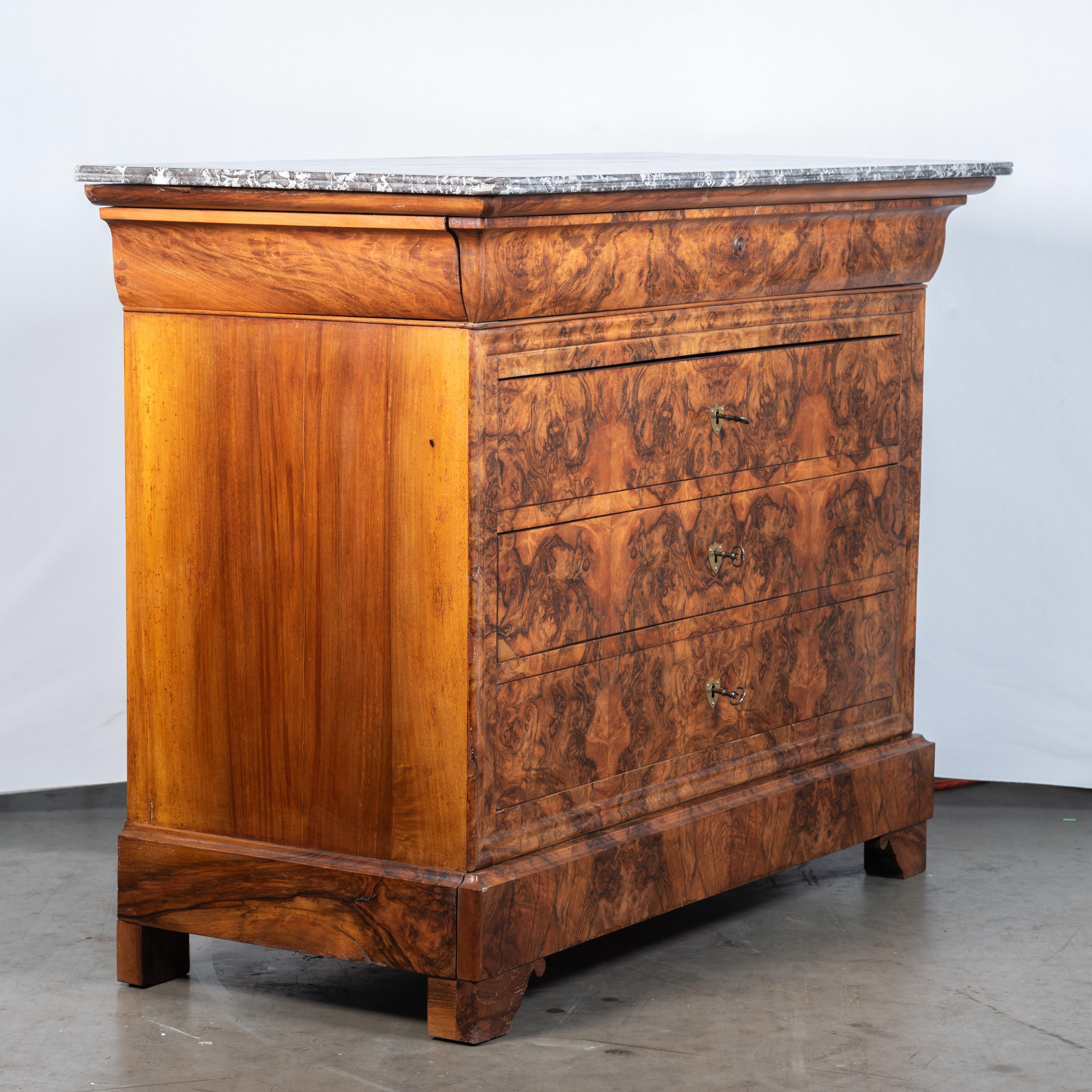 Veneer 19th Century French Louis Philippe Burl Walnut Commode For Sale