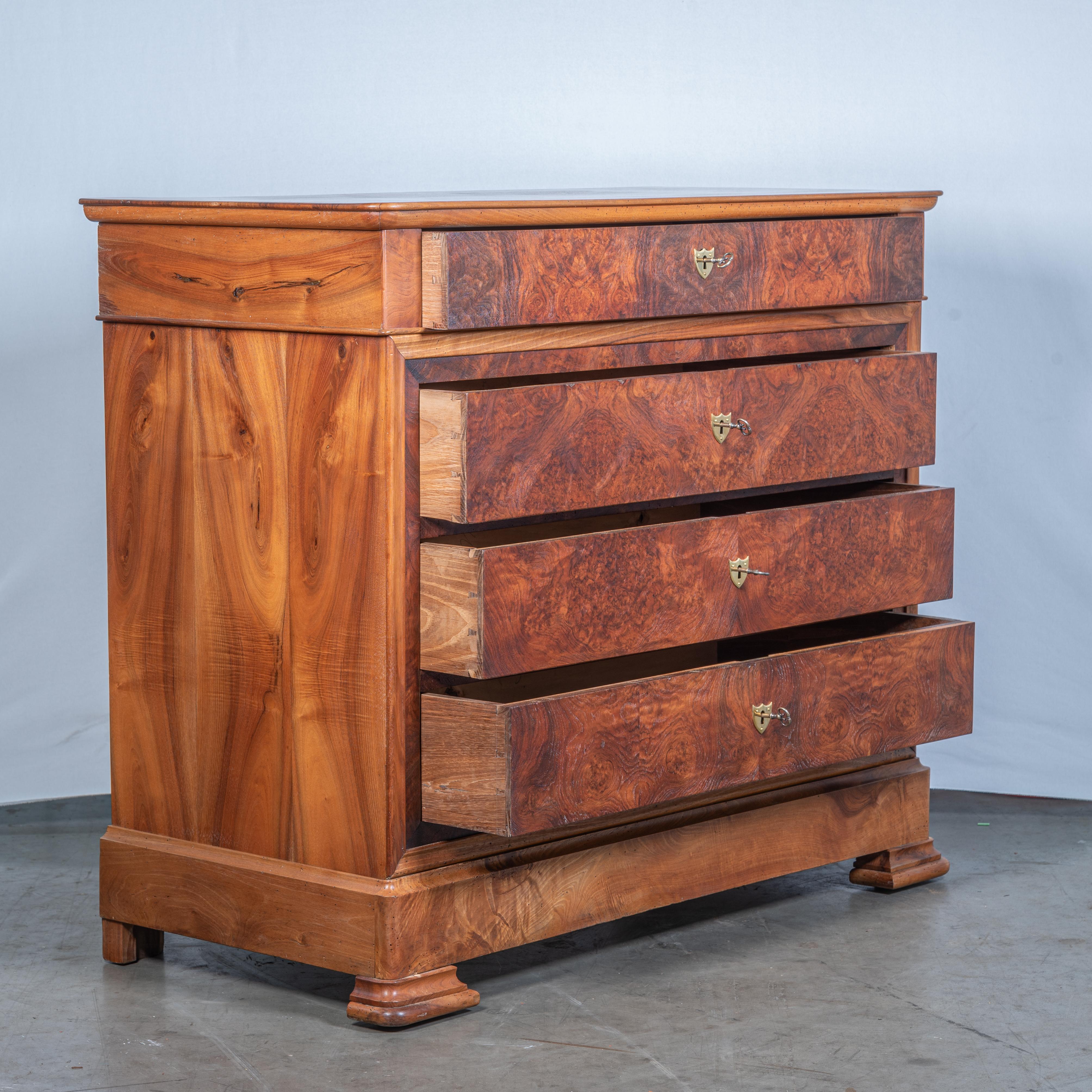 Veneer 19th Century French Louis Philippe Burl Walnut Commode For Sale