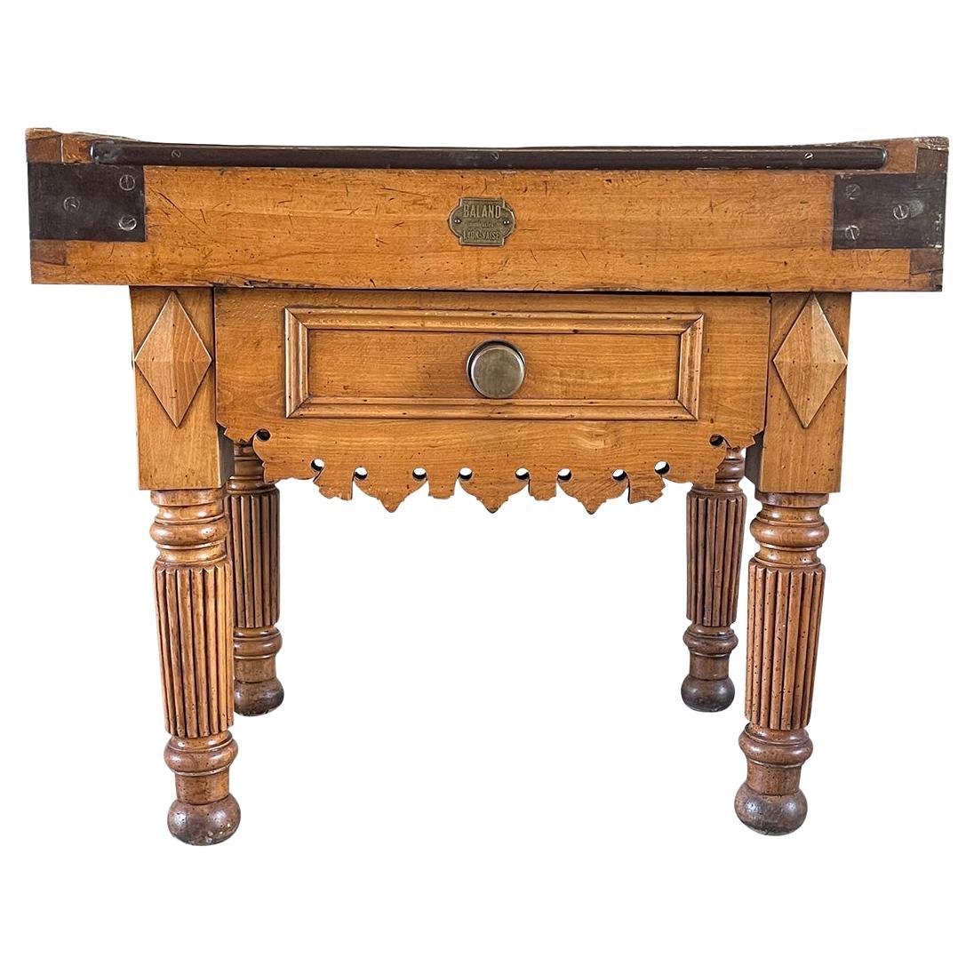 Table de boucherie Louis Philippe française du 19ème siècle - Table de cuisine ancienne en hêtre en vente