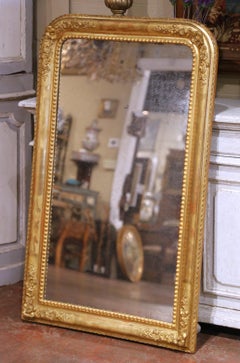 19th Century French Louis Philippe Carved Giltwood Mirror with Floral Motifs