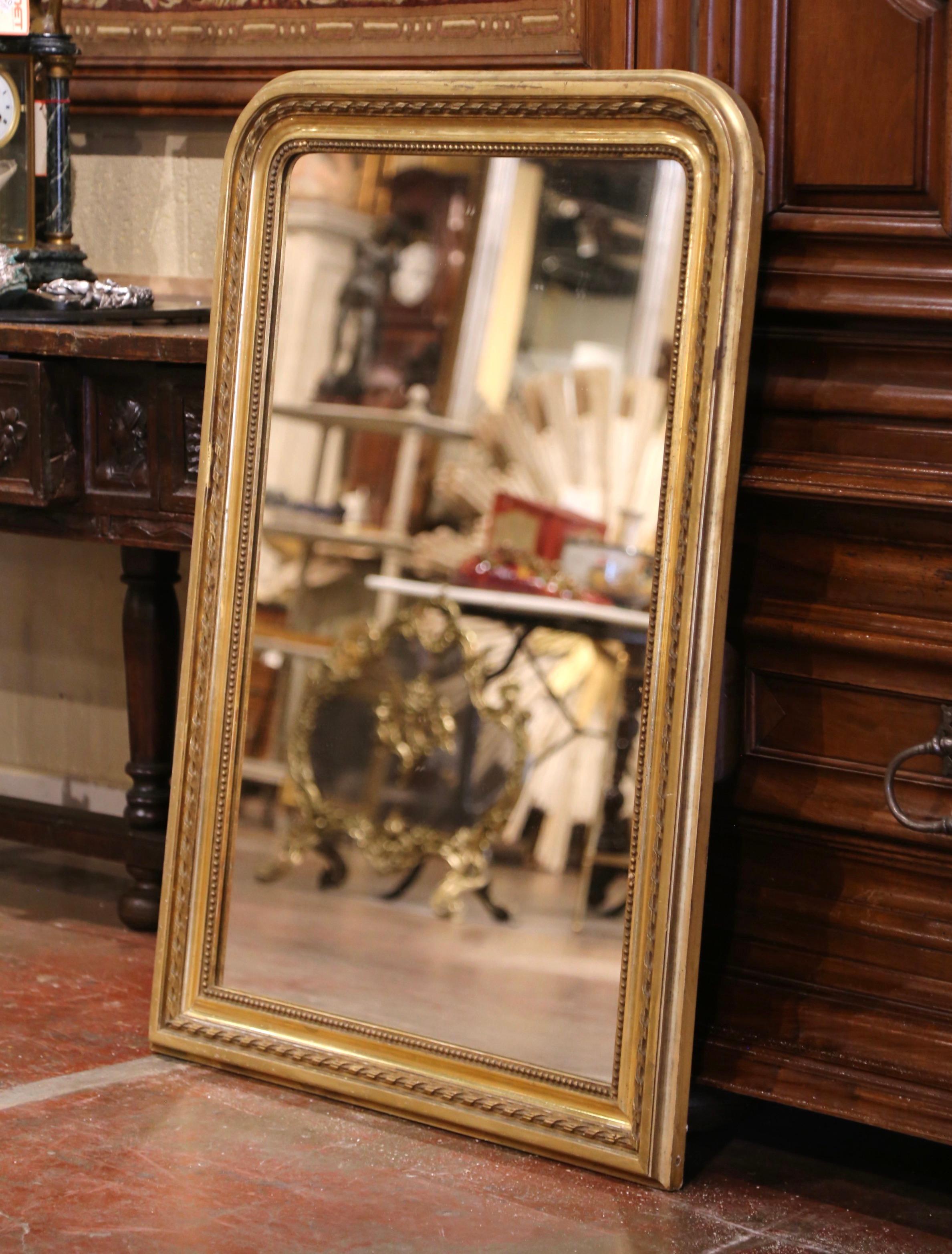 19th Century French Louis Philippe Carved Giltwood Wall Mirror with Rope Decor 2