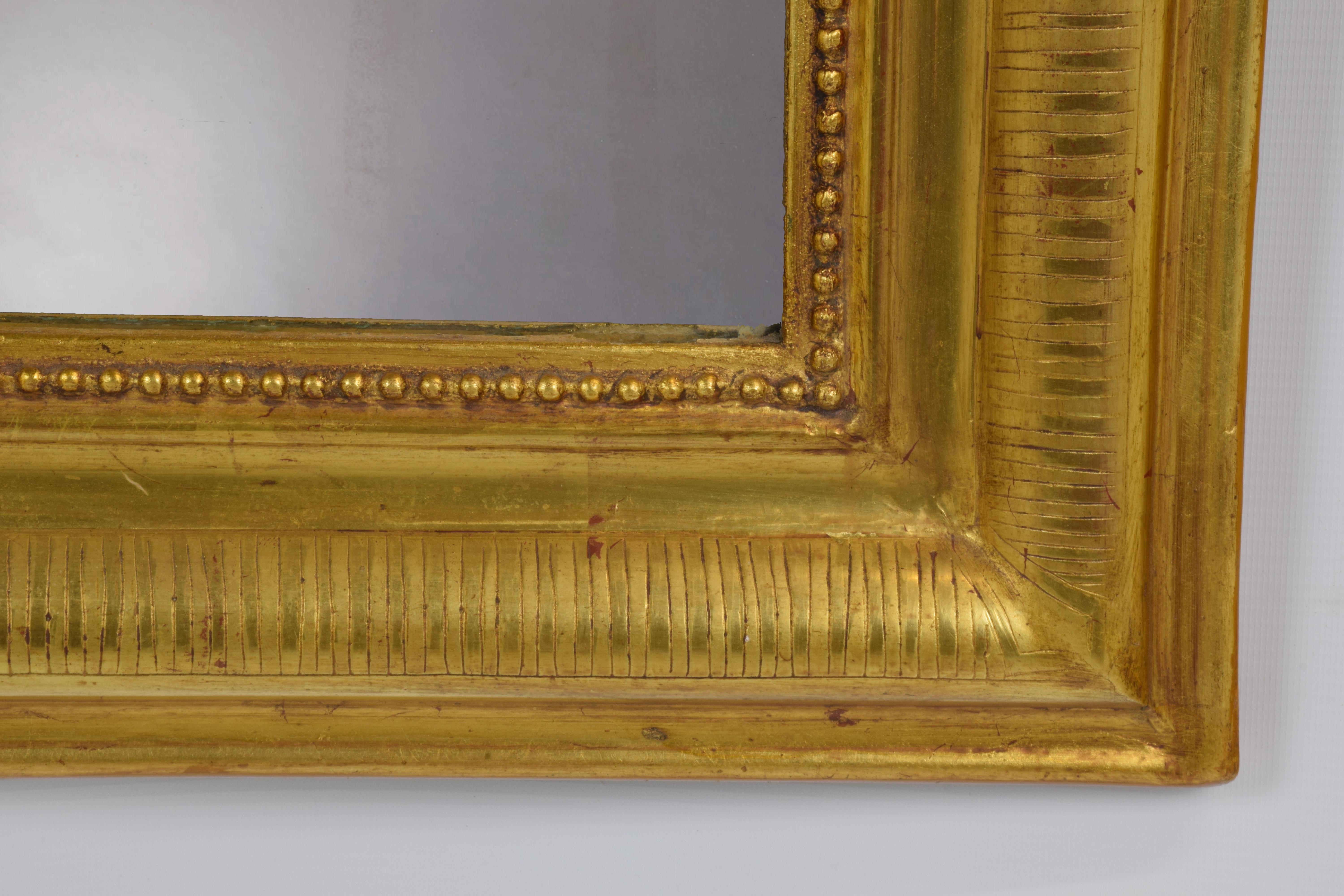 Specchio da parete dorato intagliato francese Louis Philippe del XIX secolo 1