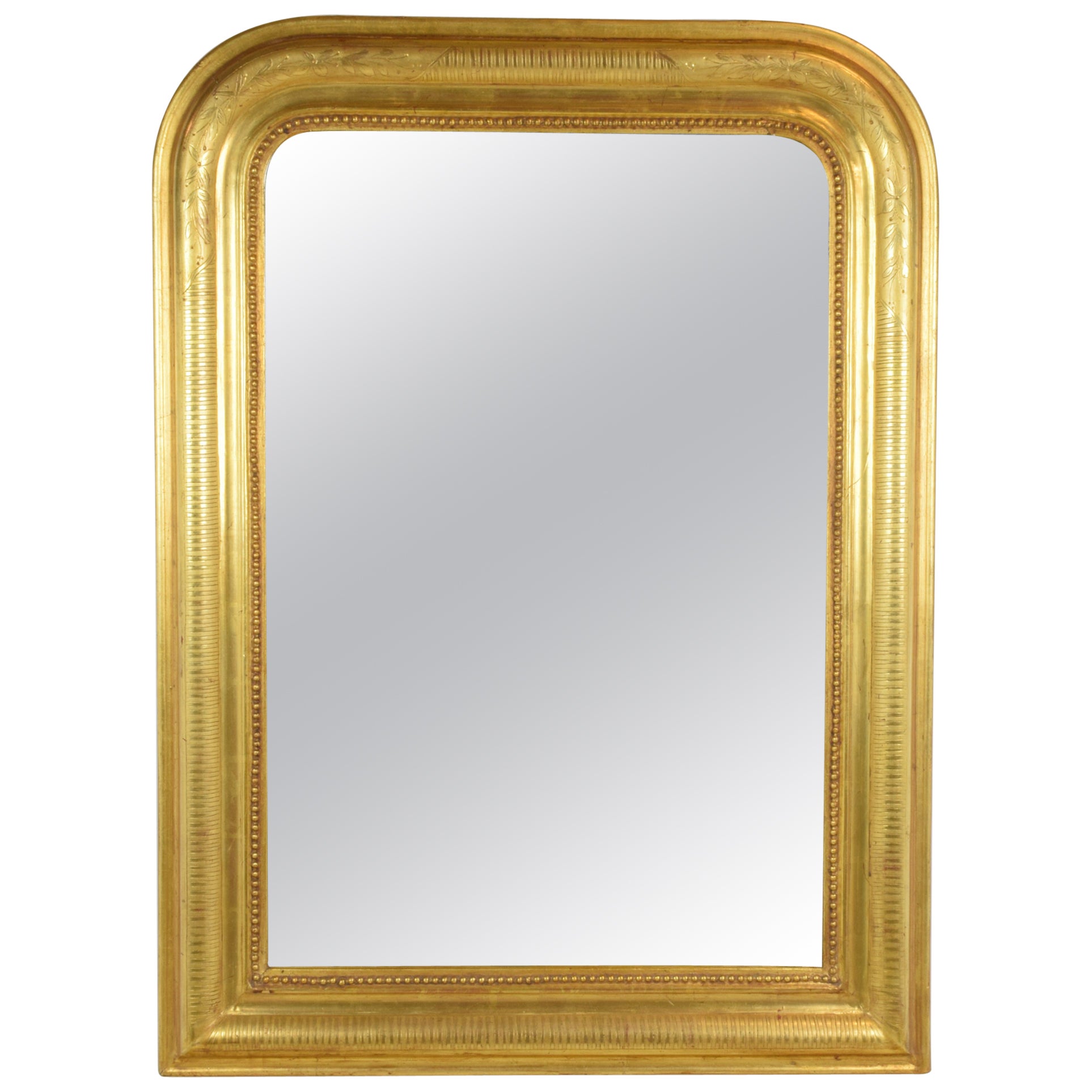 Espejo de pared dorado tallado Louis Philippe francés del siglo XIX
