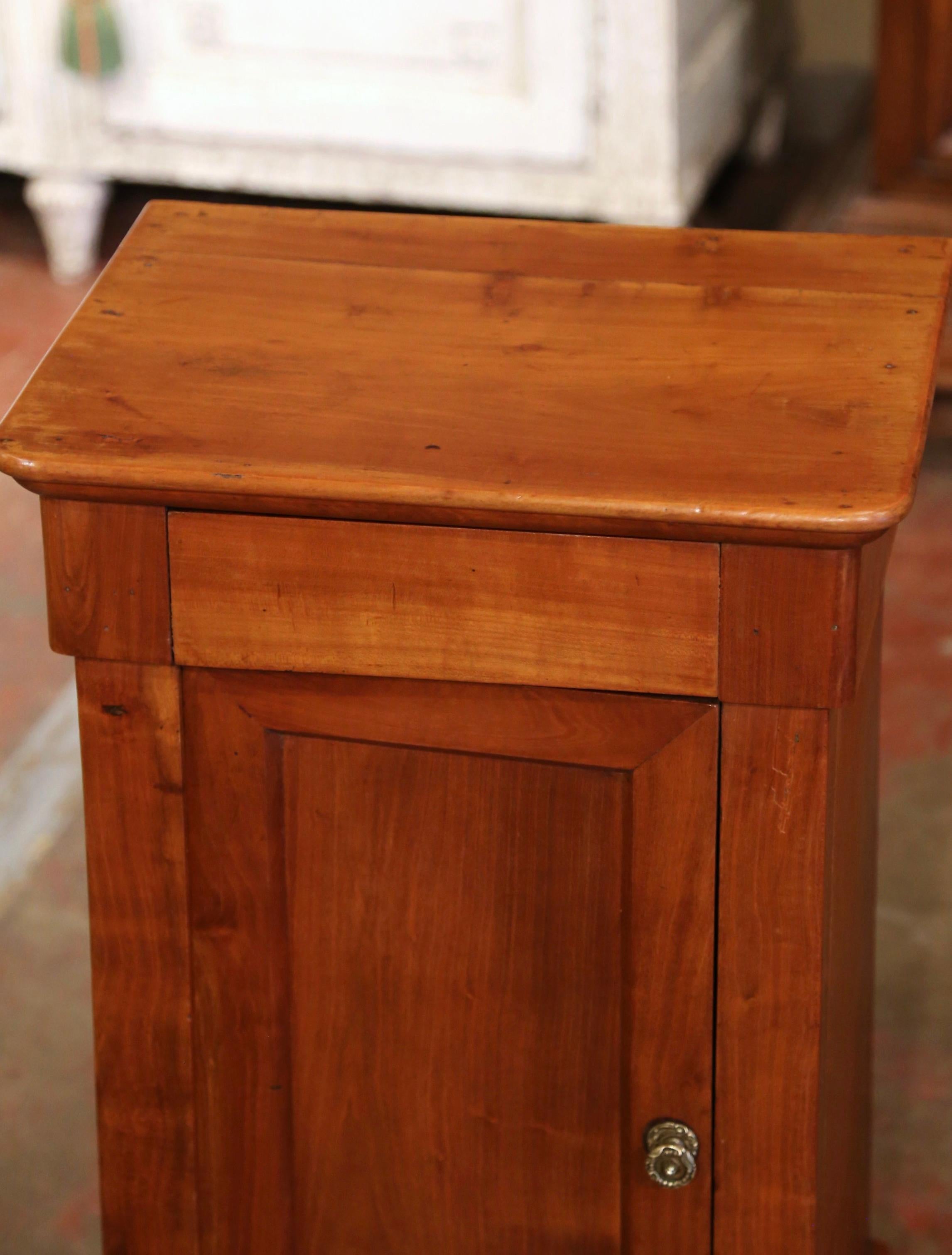 Hand-Carved 19th Century French Louis Philippe Carved Walnut Bedside Table Nightstand