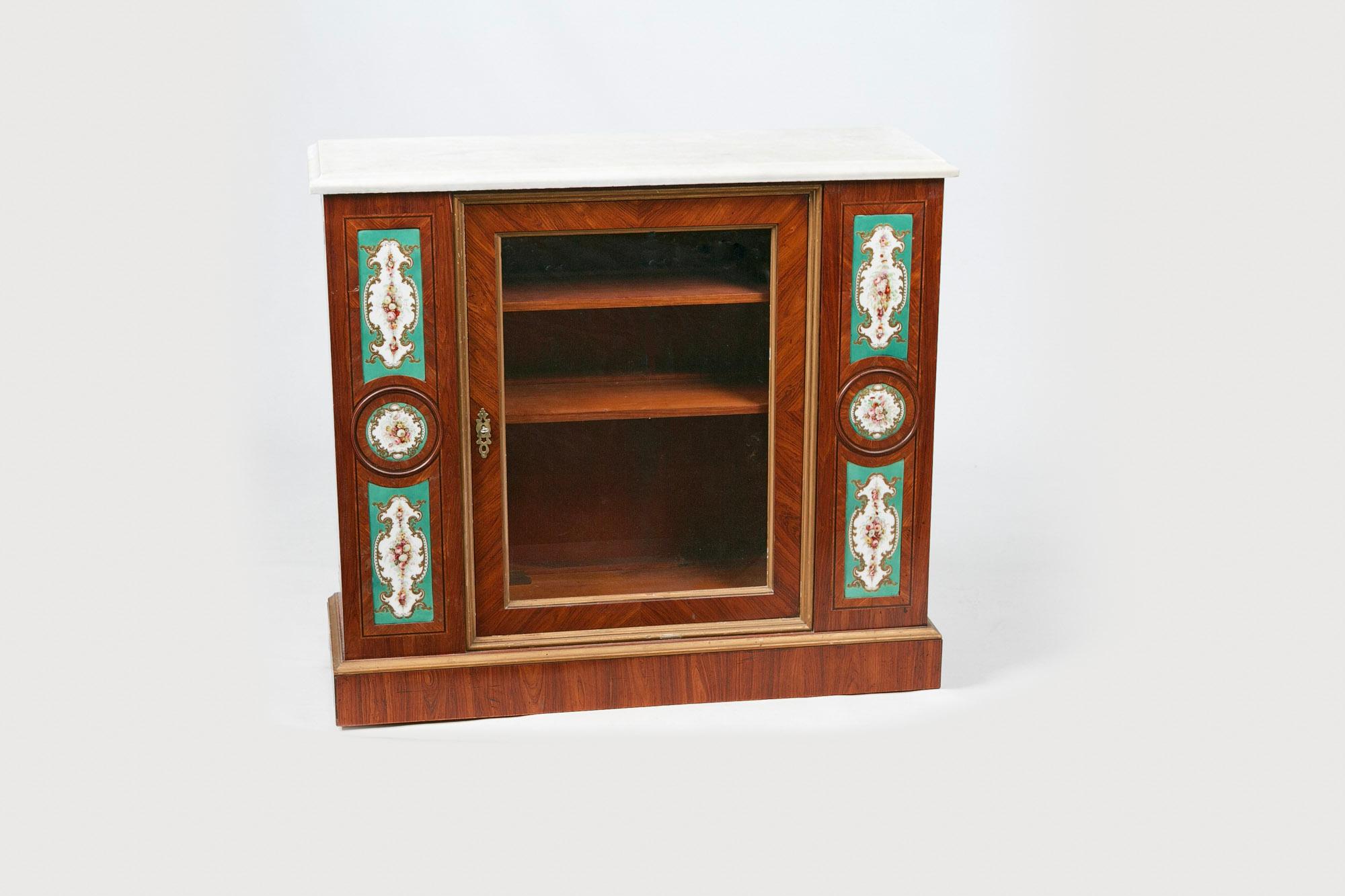 19th Century French Louis Philippe Display Cabinets In Good Condition In Dublin 8, IE