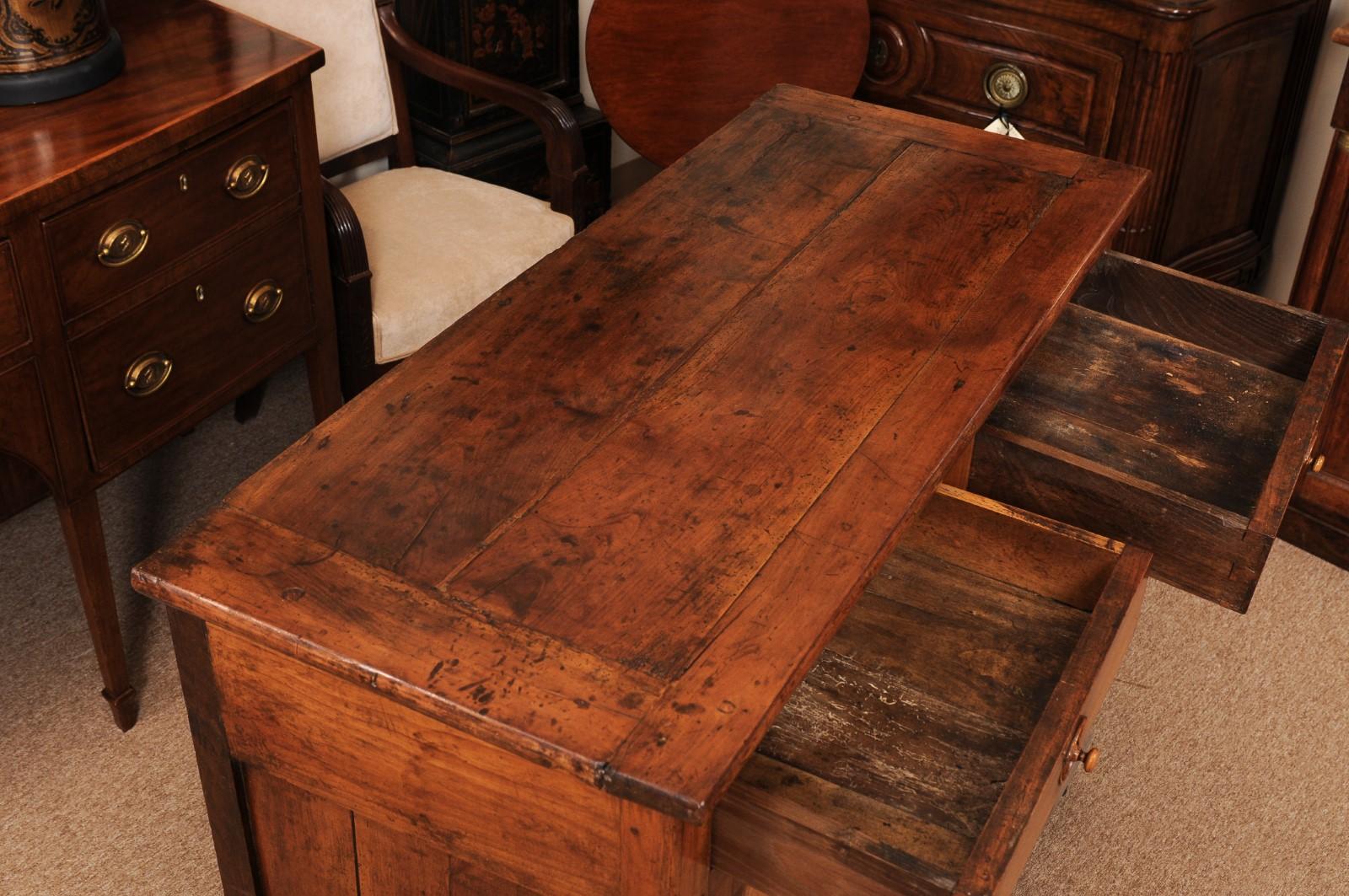 XIXe siècle Buffet en bois fruitier Louis Philippe du 19e siècle en vente