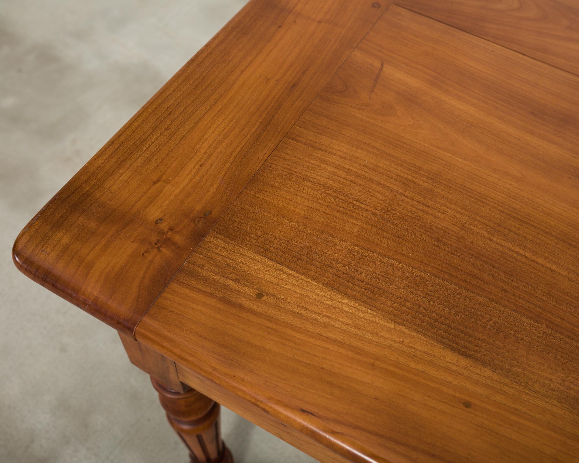 Table de ferme Louis Philippe du 19ème siècle en vente 5