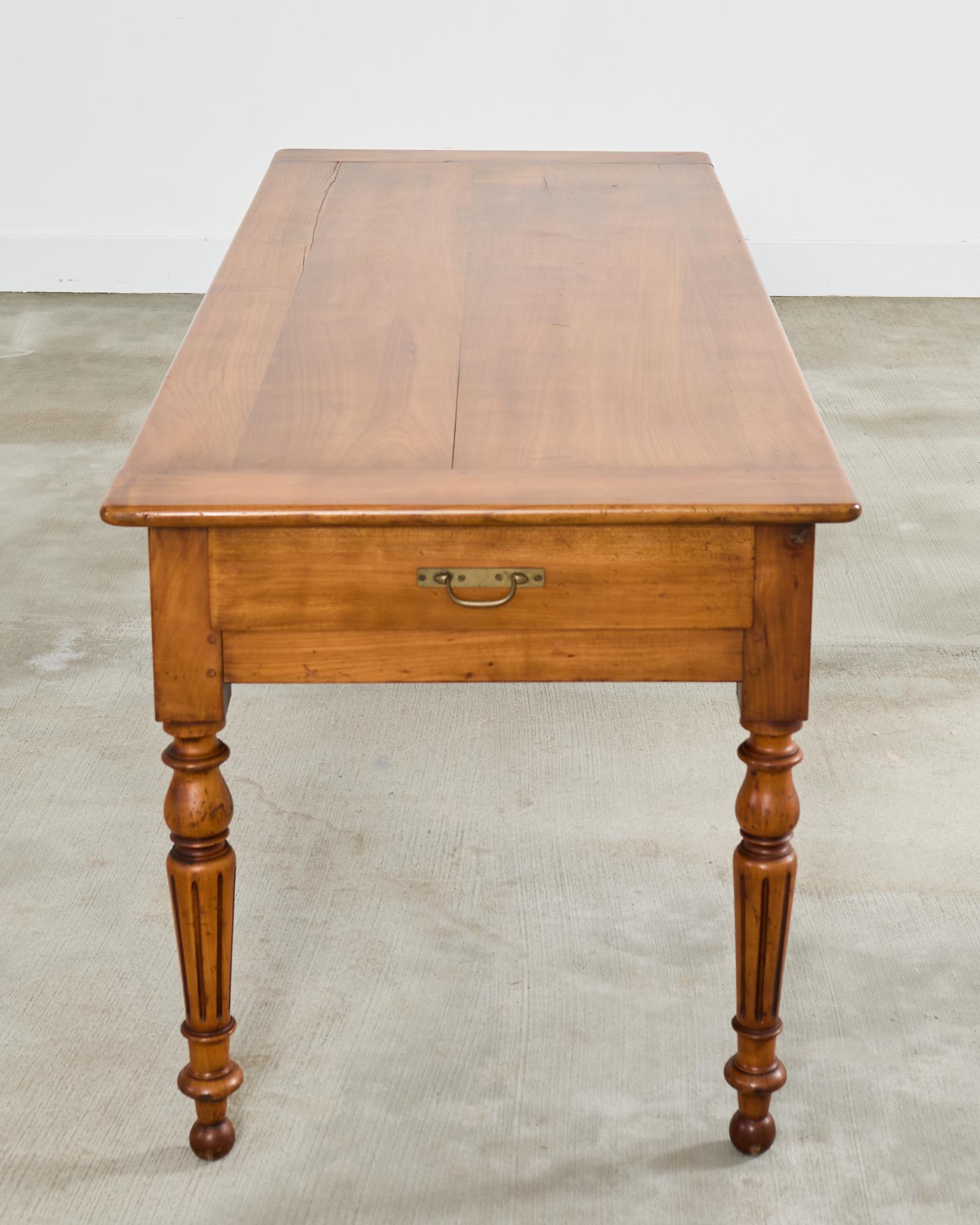 Table de ferme Louis Philippe du 19ème siècle en vente 6