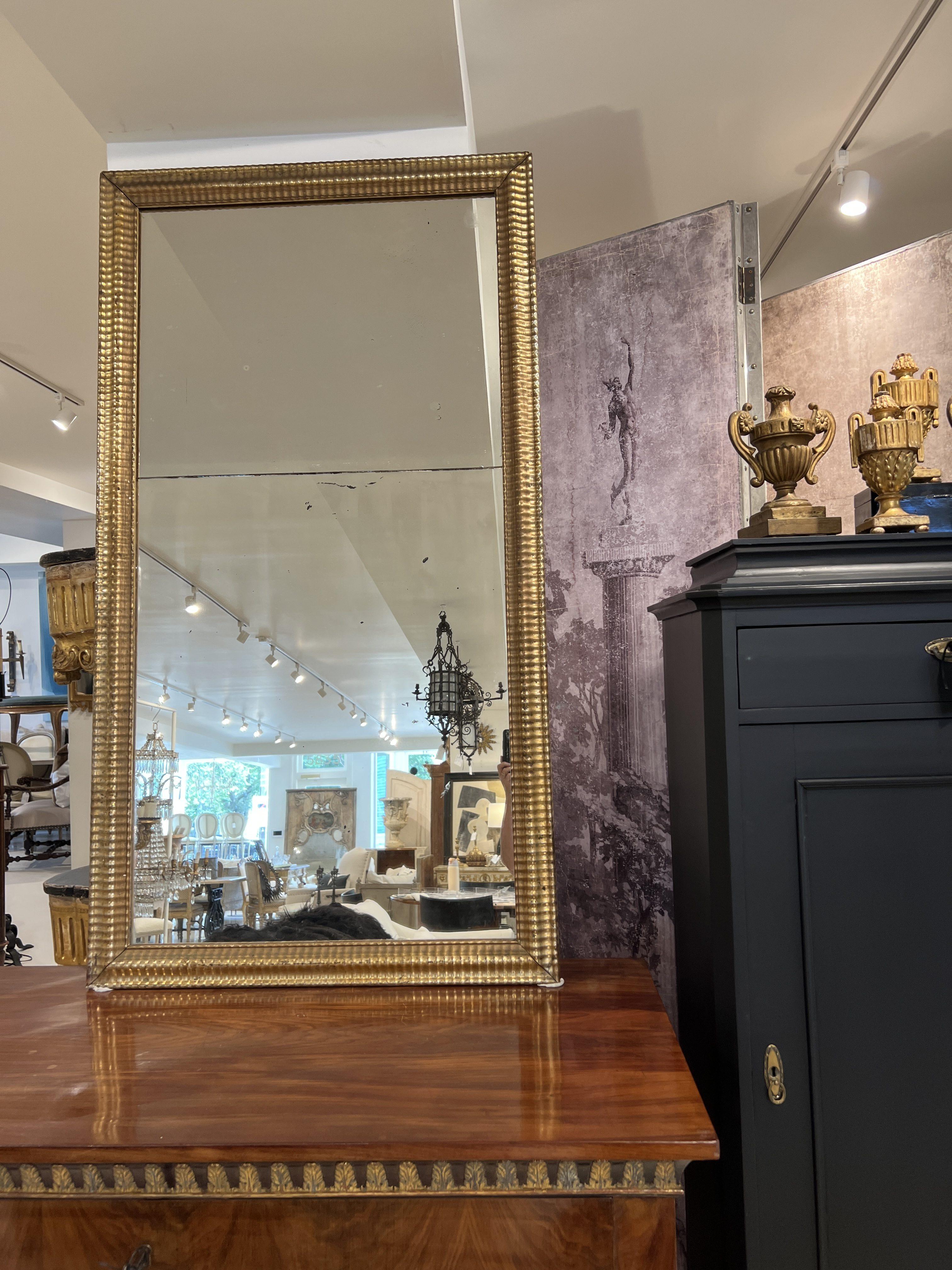 Français Antique Mirror doré Louis Philippe du 19ème siècle français - Medium en vente