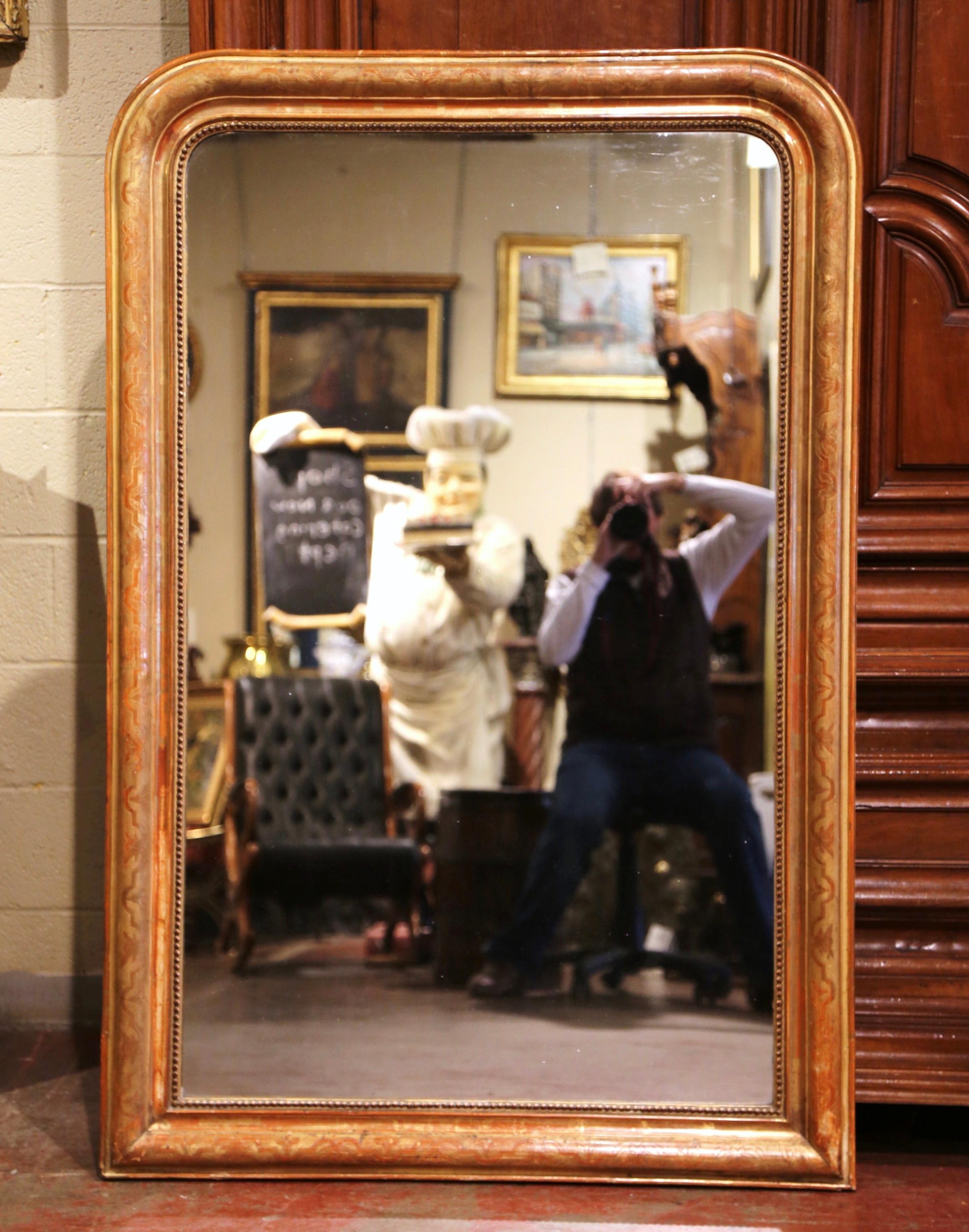 Hand-Carved 19th Century French Louis Philippe Giltwood Mirror with Engraved Floral Decor