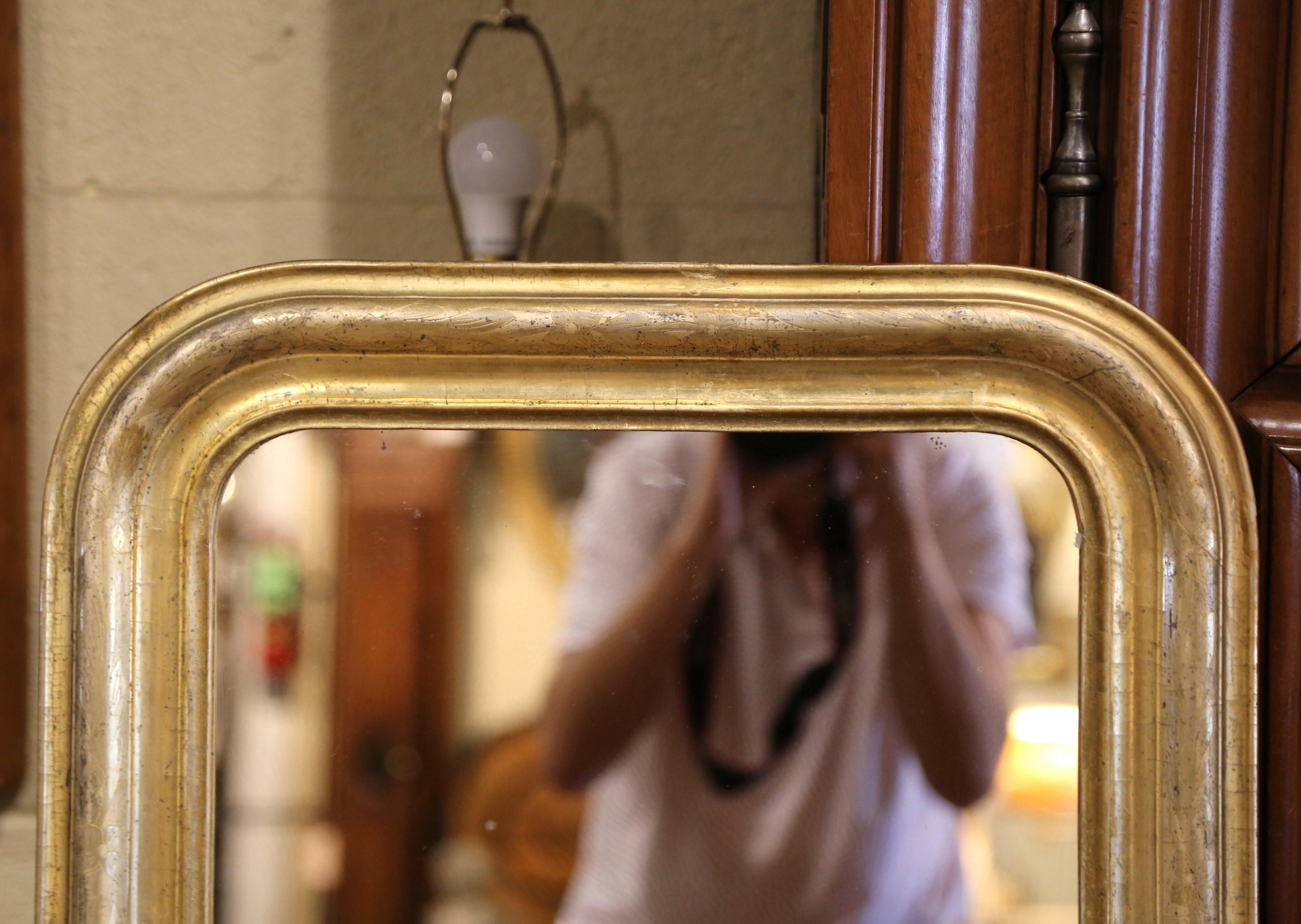 19th Century French Louis Philippe Giltwood Mirror with Engraved Floral Decor In Excellent Condition In Dallas, TX