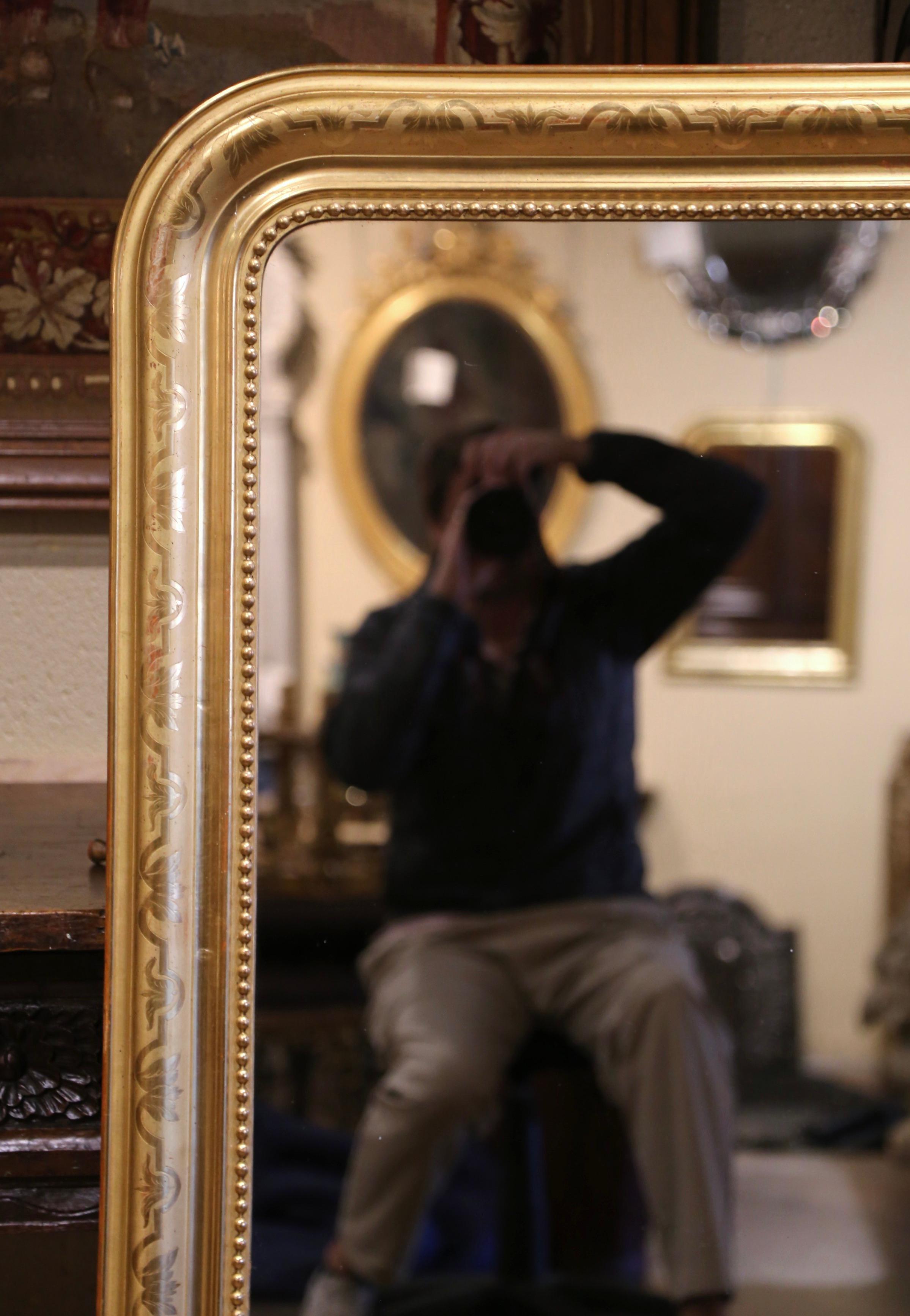 19th Century French Louis Philippe Giltwood Mirror with Engraved Floral Decor 2