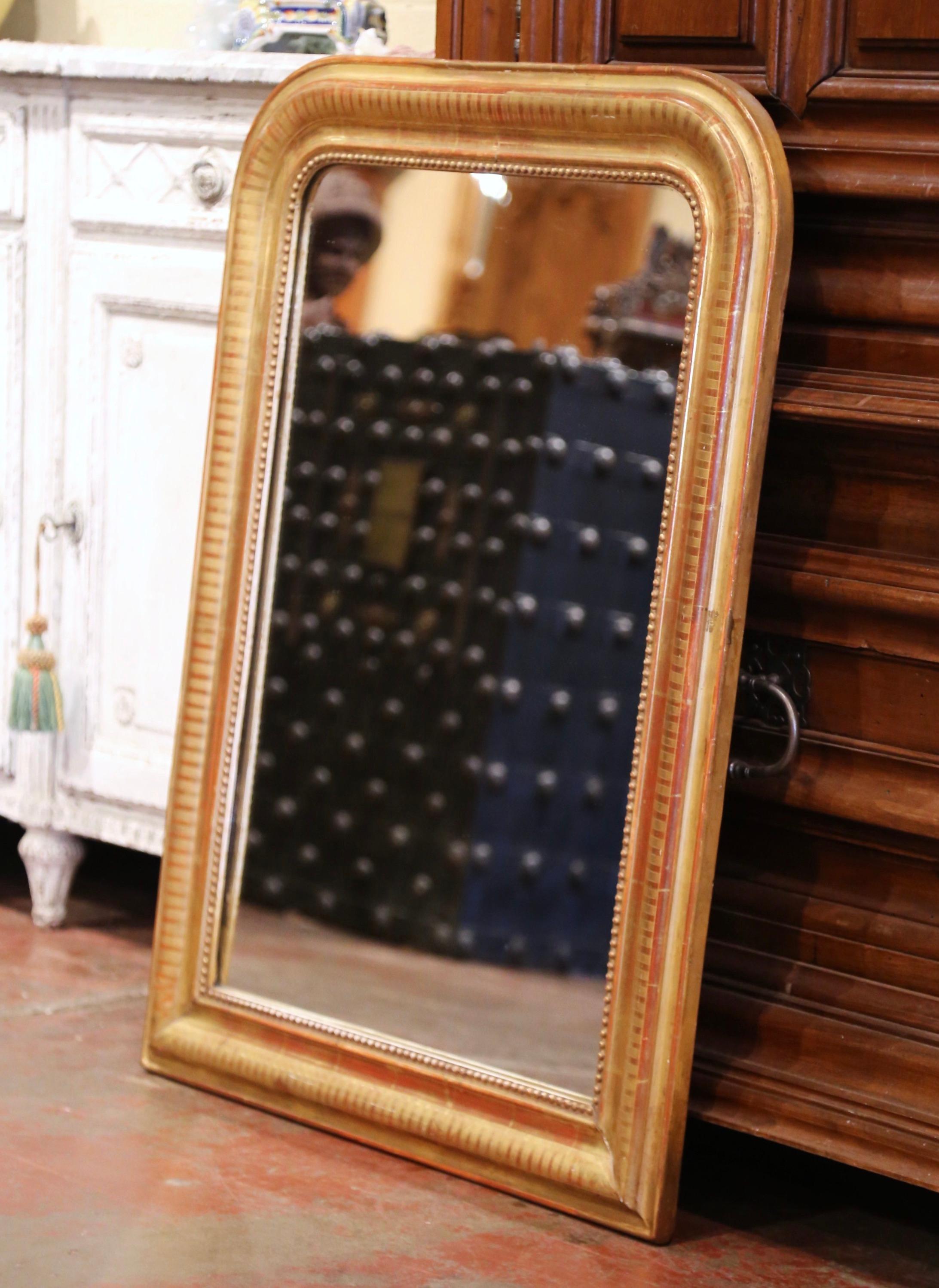 19th Century French Louis Philippe Giltwood Mirror with Engraved Geometric Decor 3