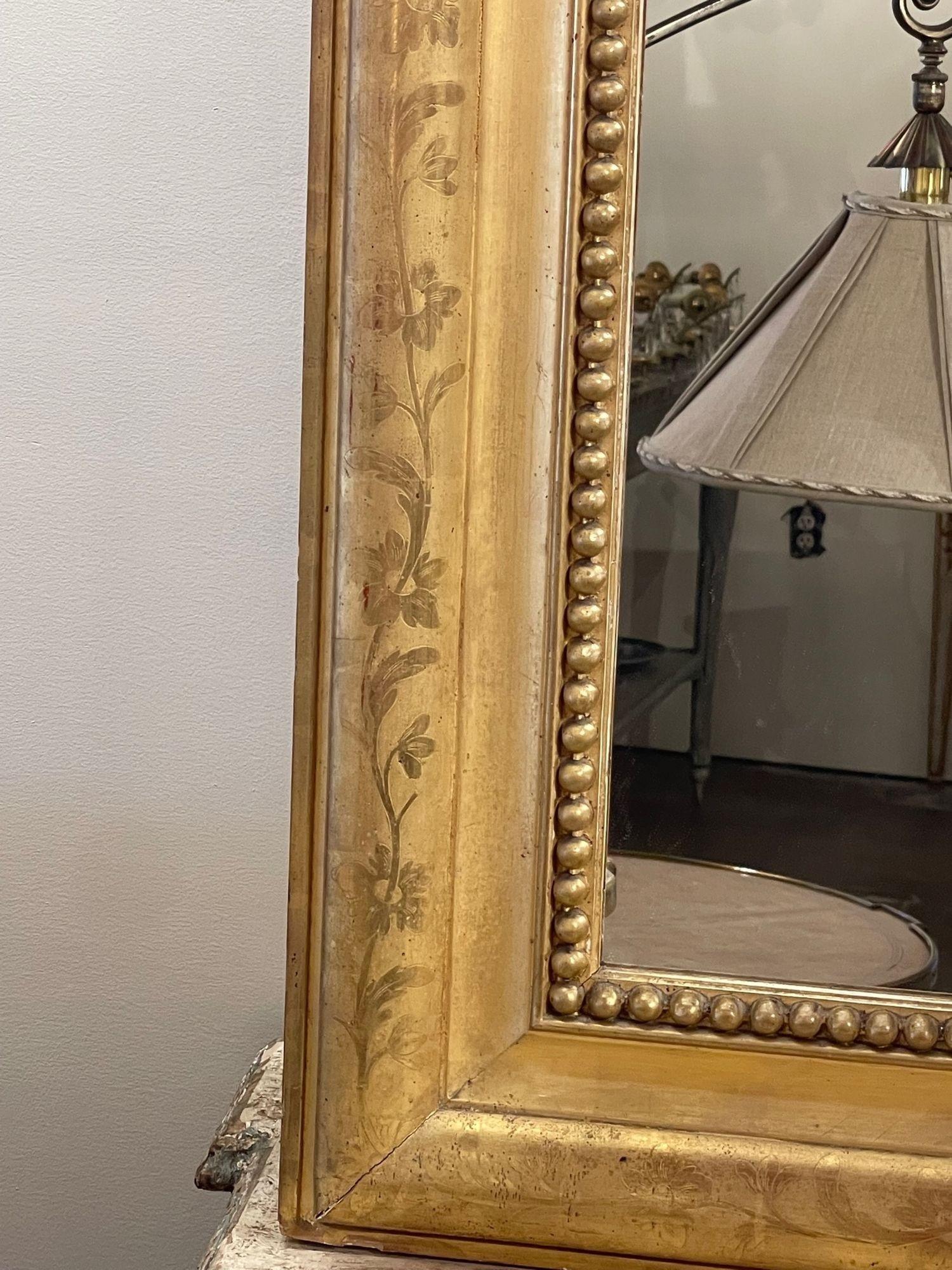 19th Century French Louis Philippe Giltwood Mirror with Floral Pattern 3