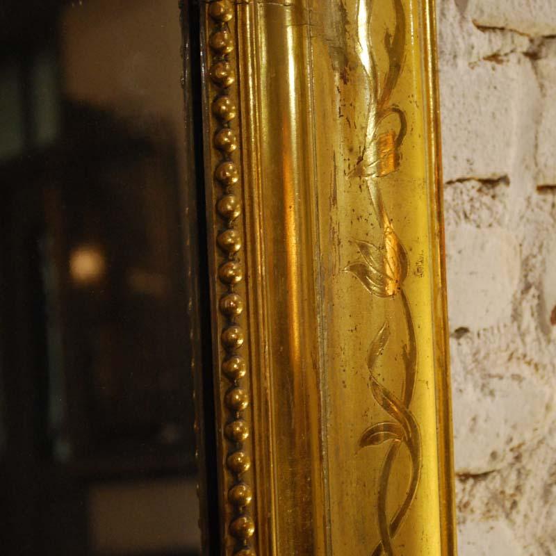 19th-century French Louis Philippe gold leaf gilt mirror with crest 5