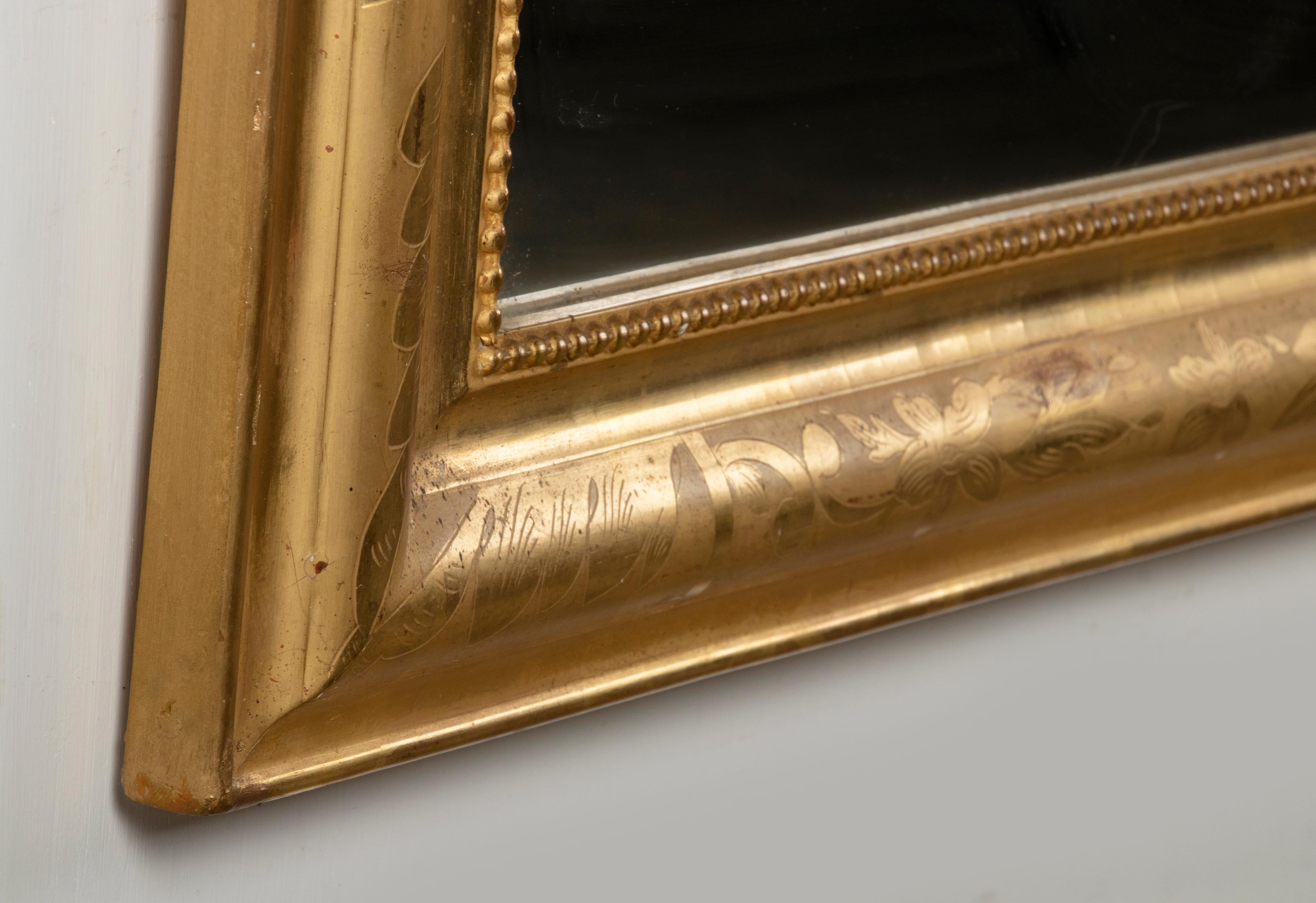 Miroir Louis Philippe français du 19ème siècle à feuilles d'or en vente 10