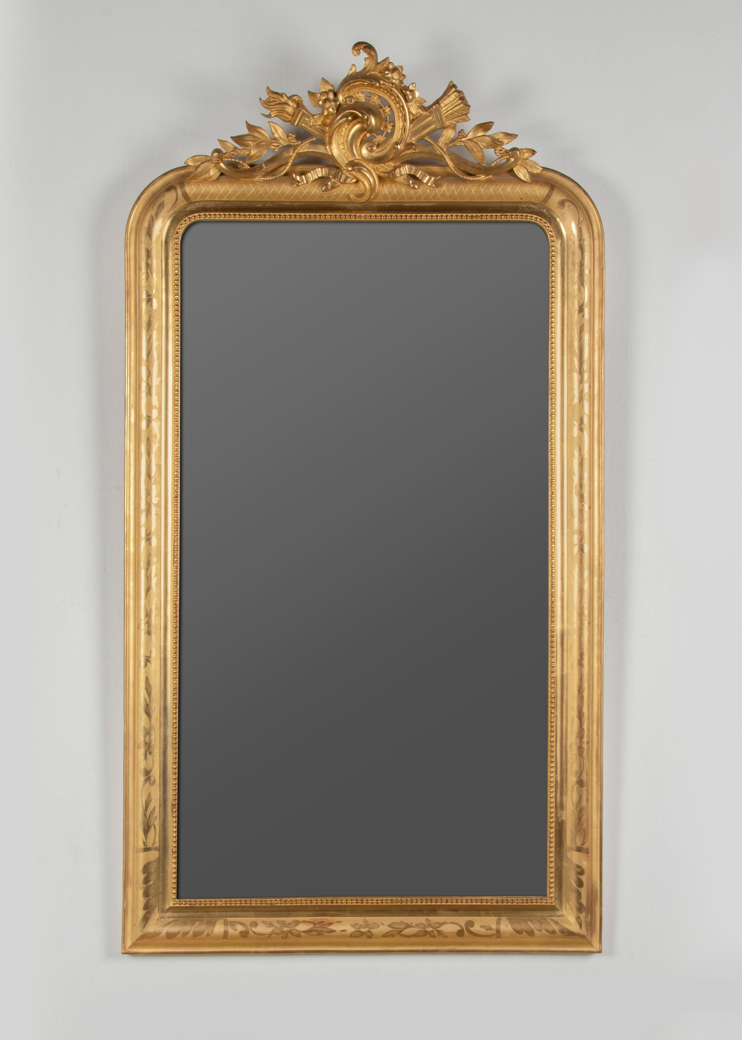 19th Century French Louis Philippe Gold Leaf Mirror In Good Condition For Sale In Casteren, Noord-Brabant