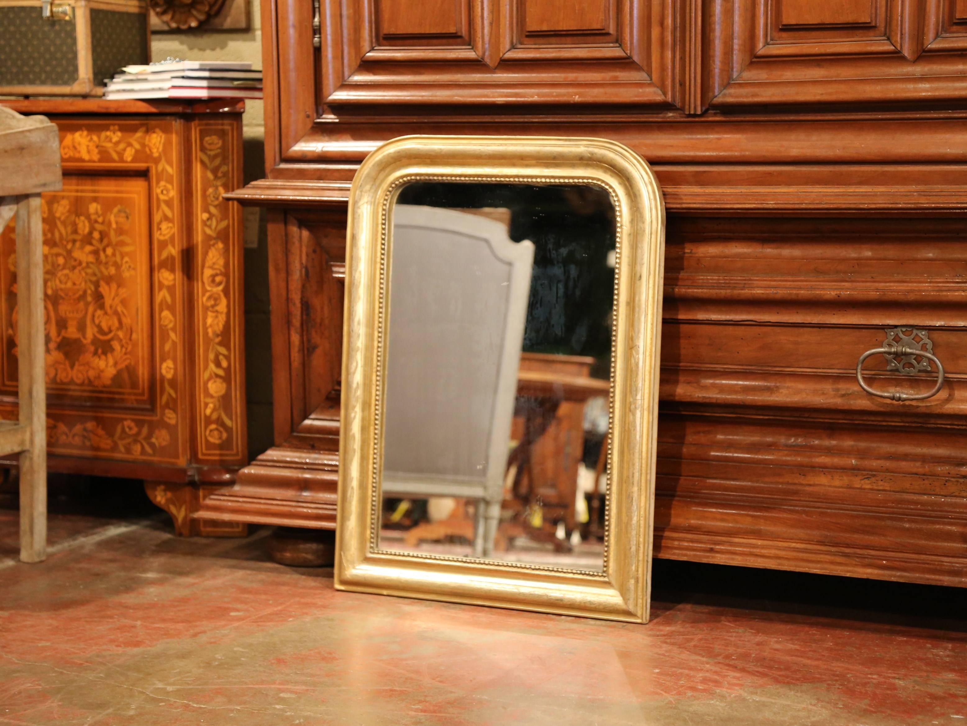 19th Century French Louis Philippe Gold Leaf Mirror with Engraved Flower Design In Excellent Condition In Dallas, TX