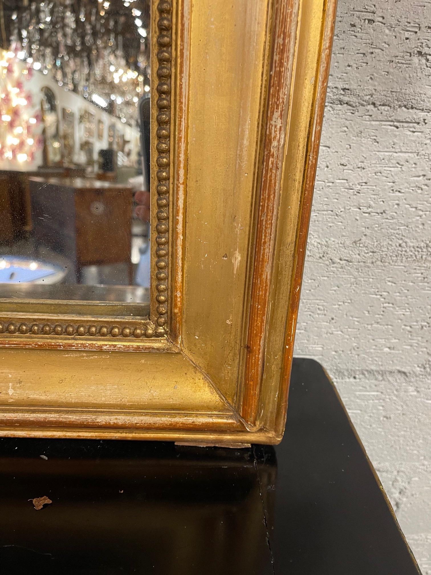 XIXe siècle Miroir Louis Philippe français du 19ème siècle en or