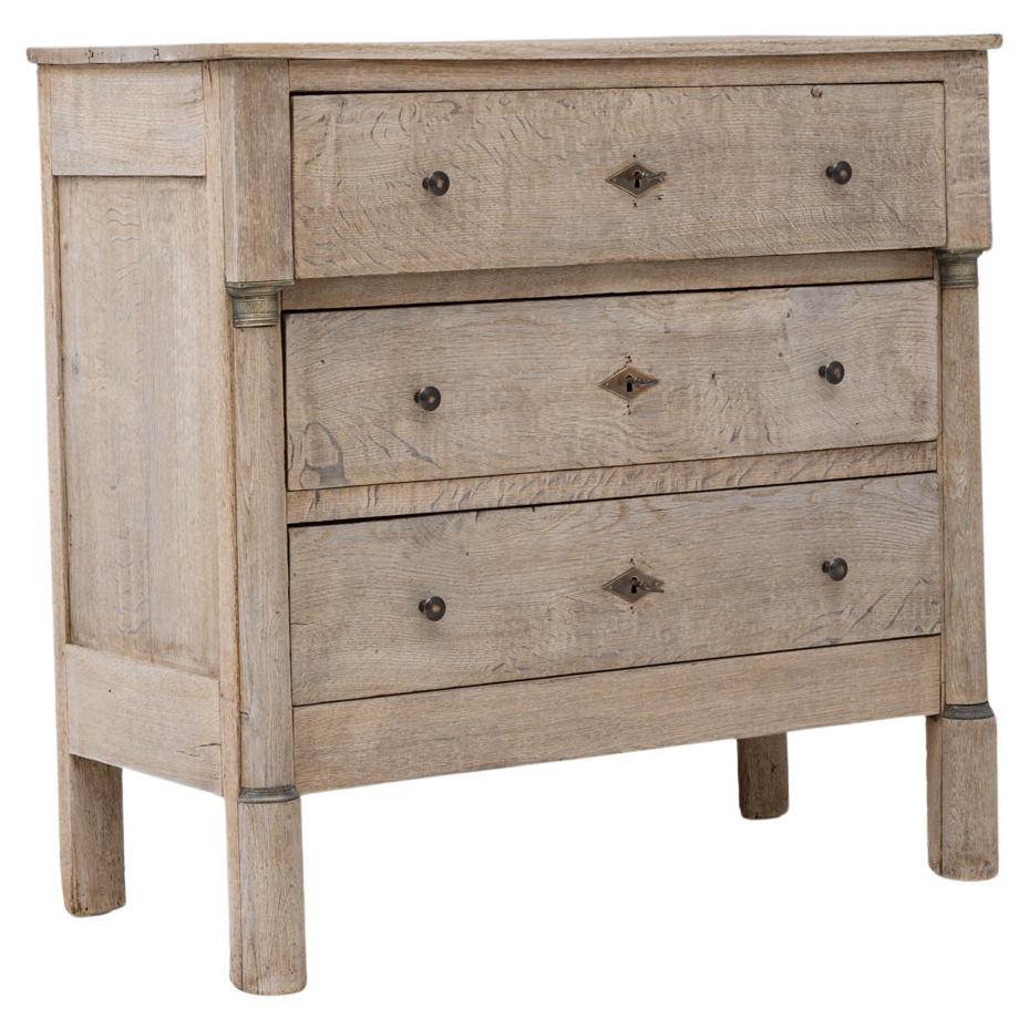 19th Century French Louis Philippe Oak Chest of Drawers in vendita