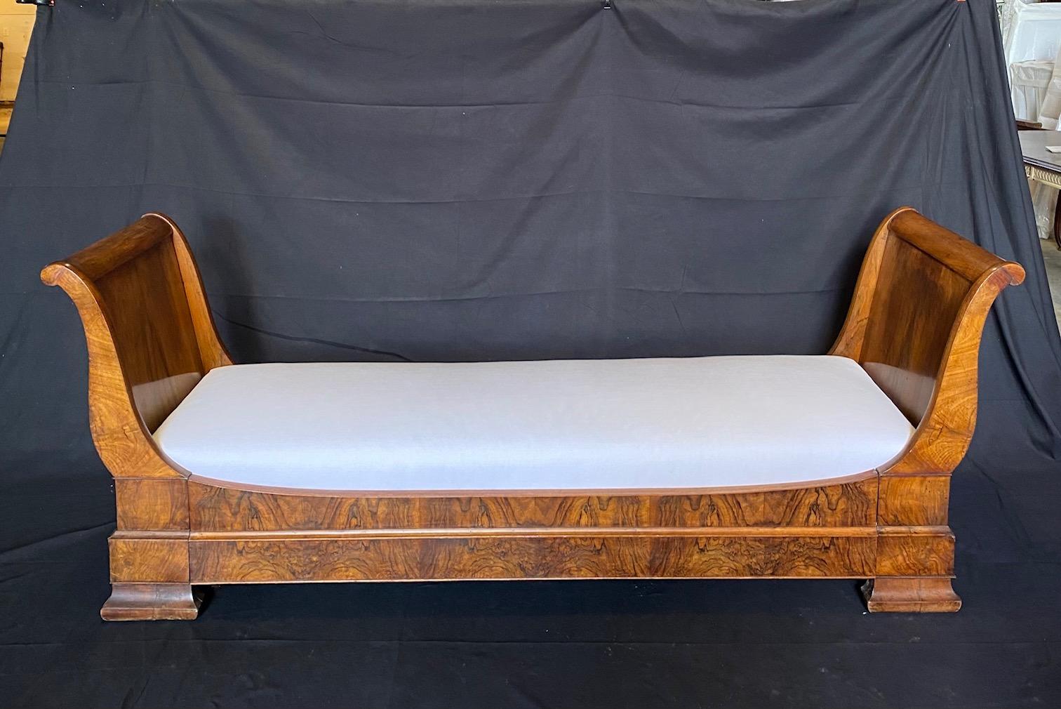 Upholstery 19th Century French Louis Philippe or Empire Style Burled Walnut Daybed