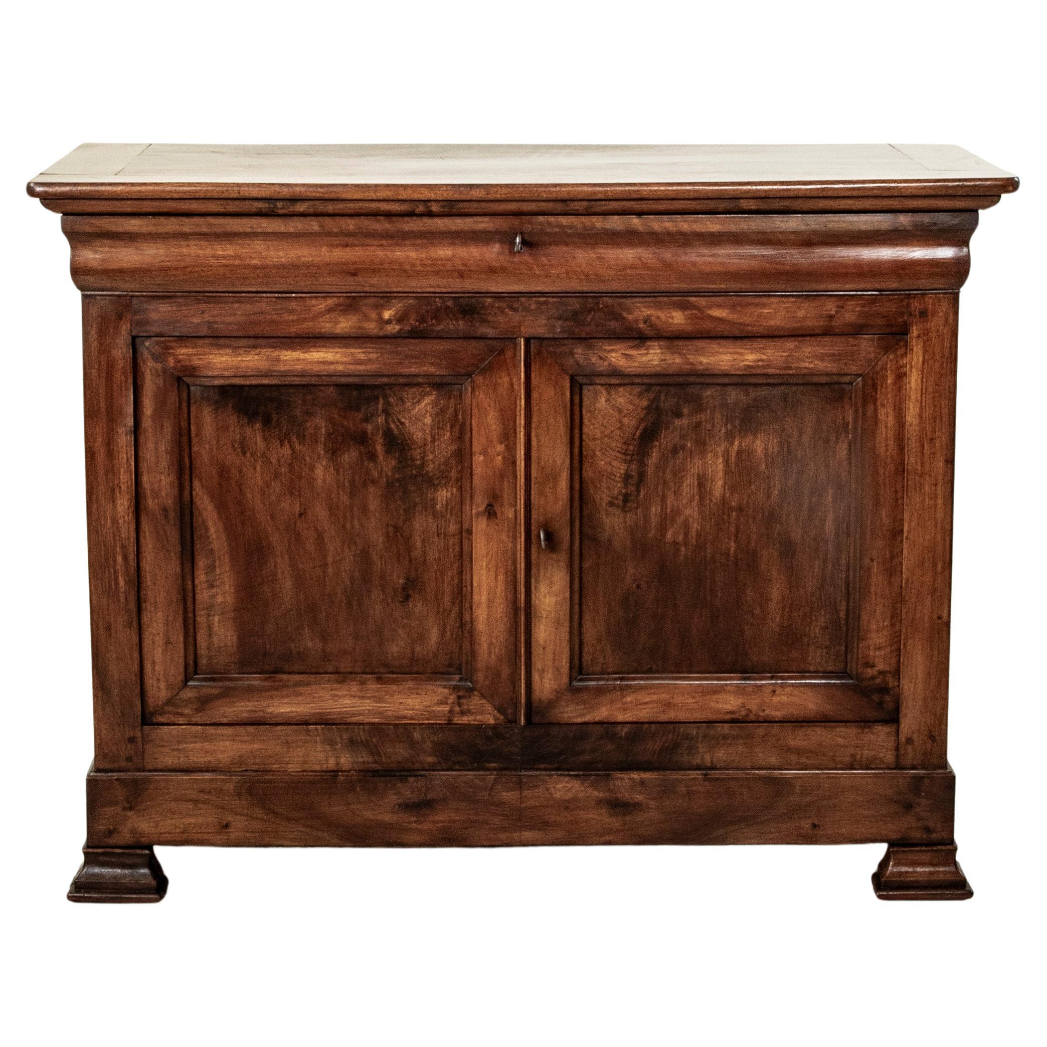 19th Century French Louis Philippe Period Book Matched Walnut Buffet For Sale