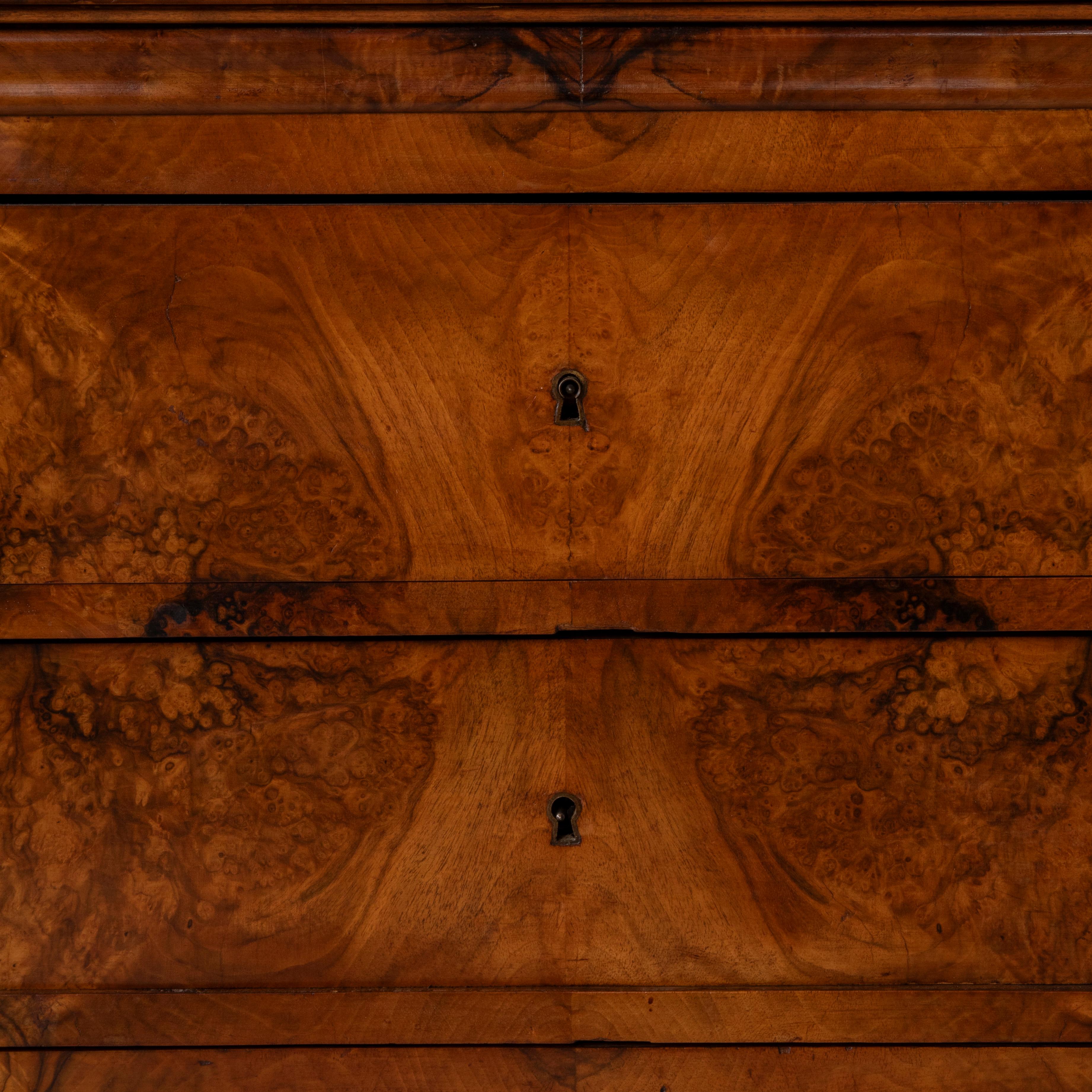 19th Century French Louis Philippe Period Burl Walnut Commode, Chest of Drawers For Sale 10