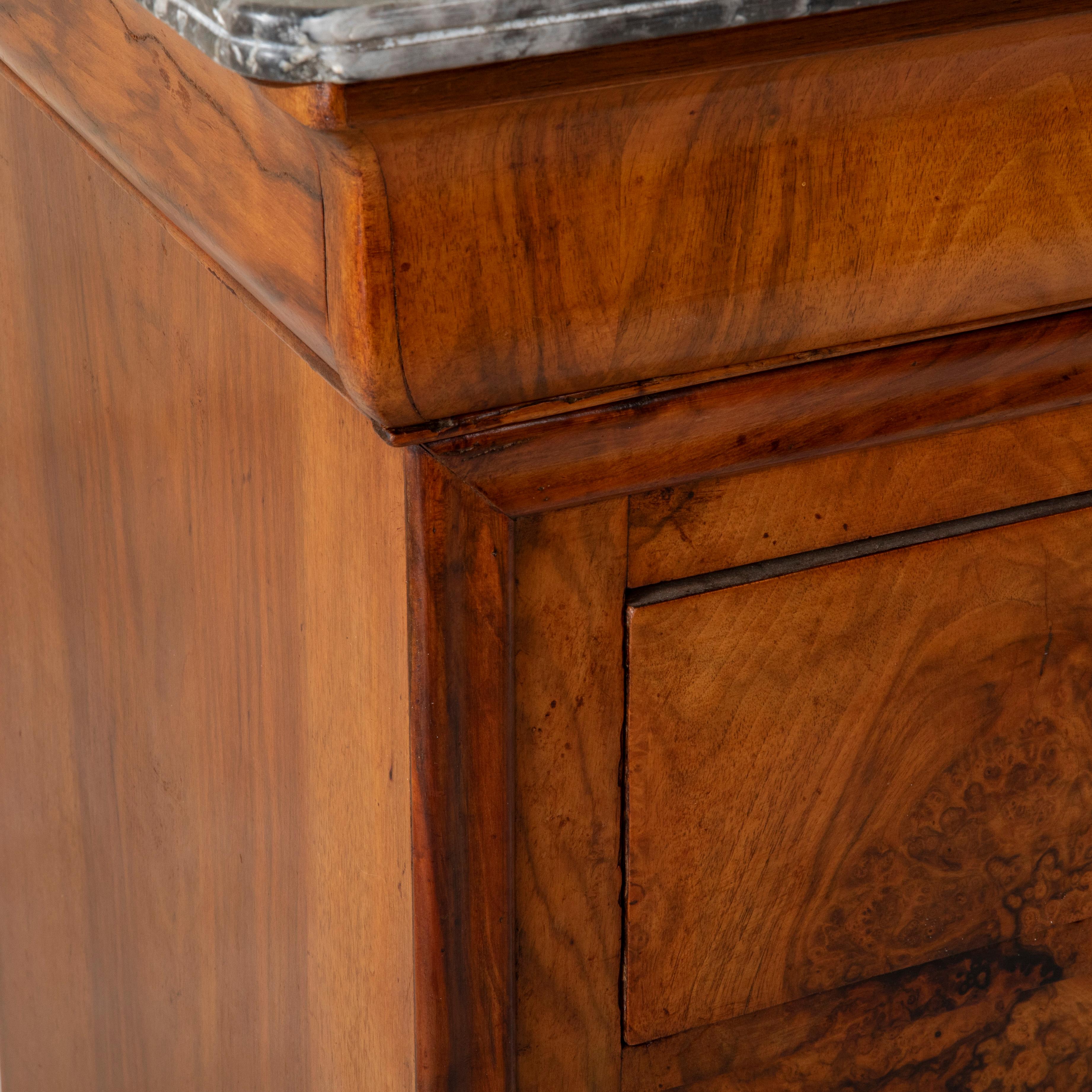19th Century French Louis Philippe Period Burl Walnut Commode, Chest of Drawers For Sale 12
