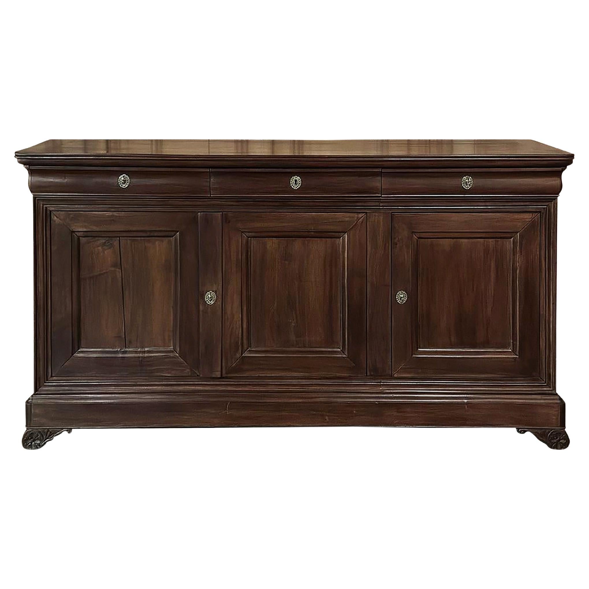 Buffet in legno di ciliegio del periodo Louis Philippe del 19° secolo