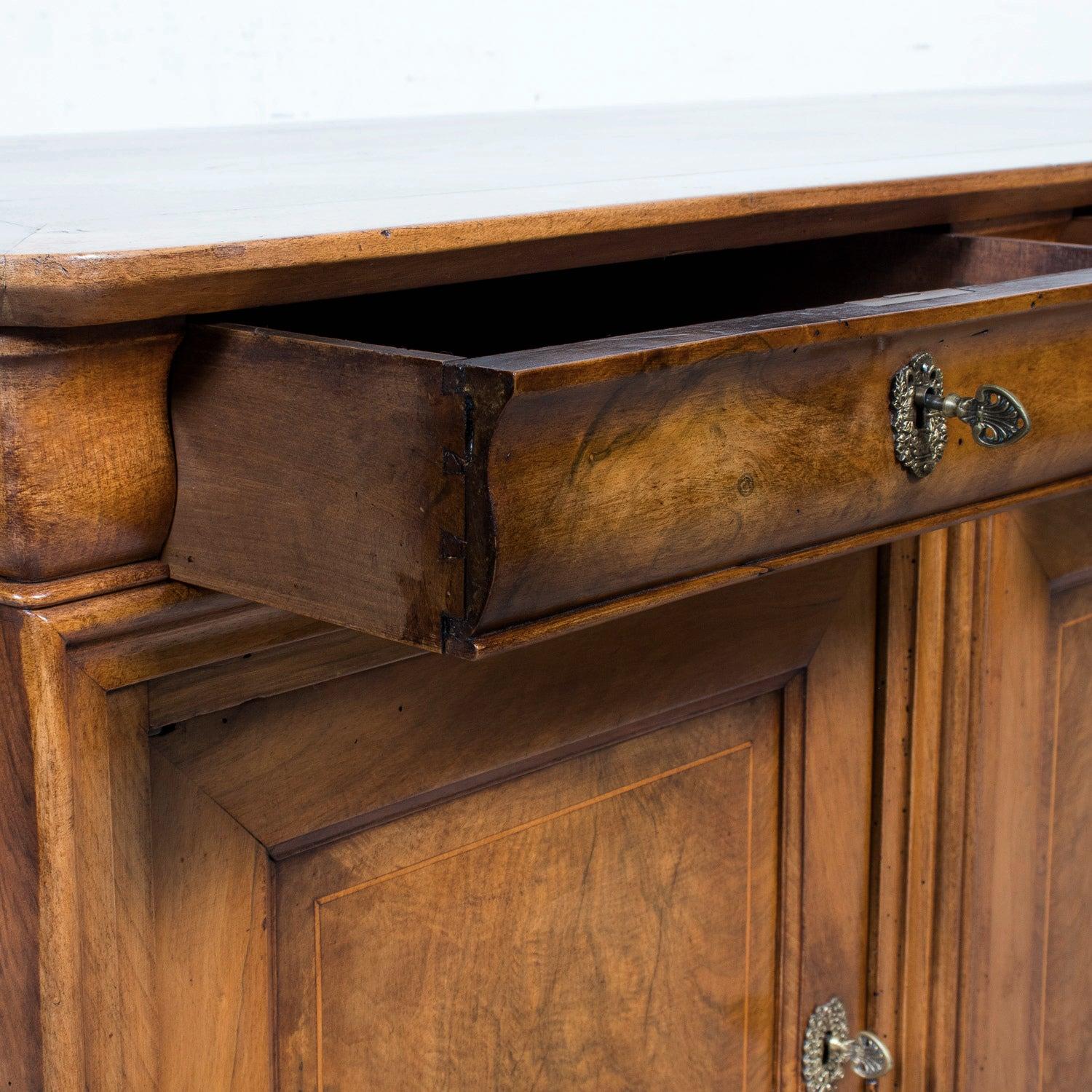 Buffet Enfilade Lyonnaise en merisier du 19ème siècle d'époque Louis Philippe en vente 7