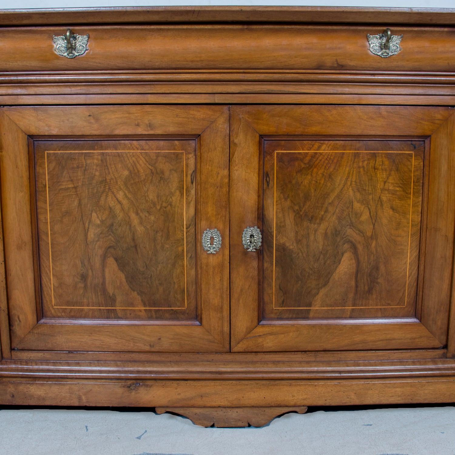 Buffet Enfilade Lyonnaise en merisier du 19ème siècle d'époque Louis Philippe en vente 1