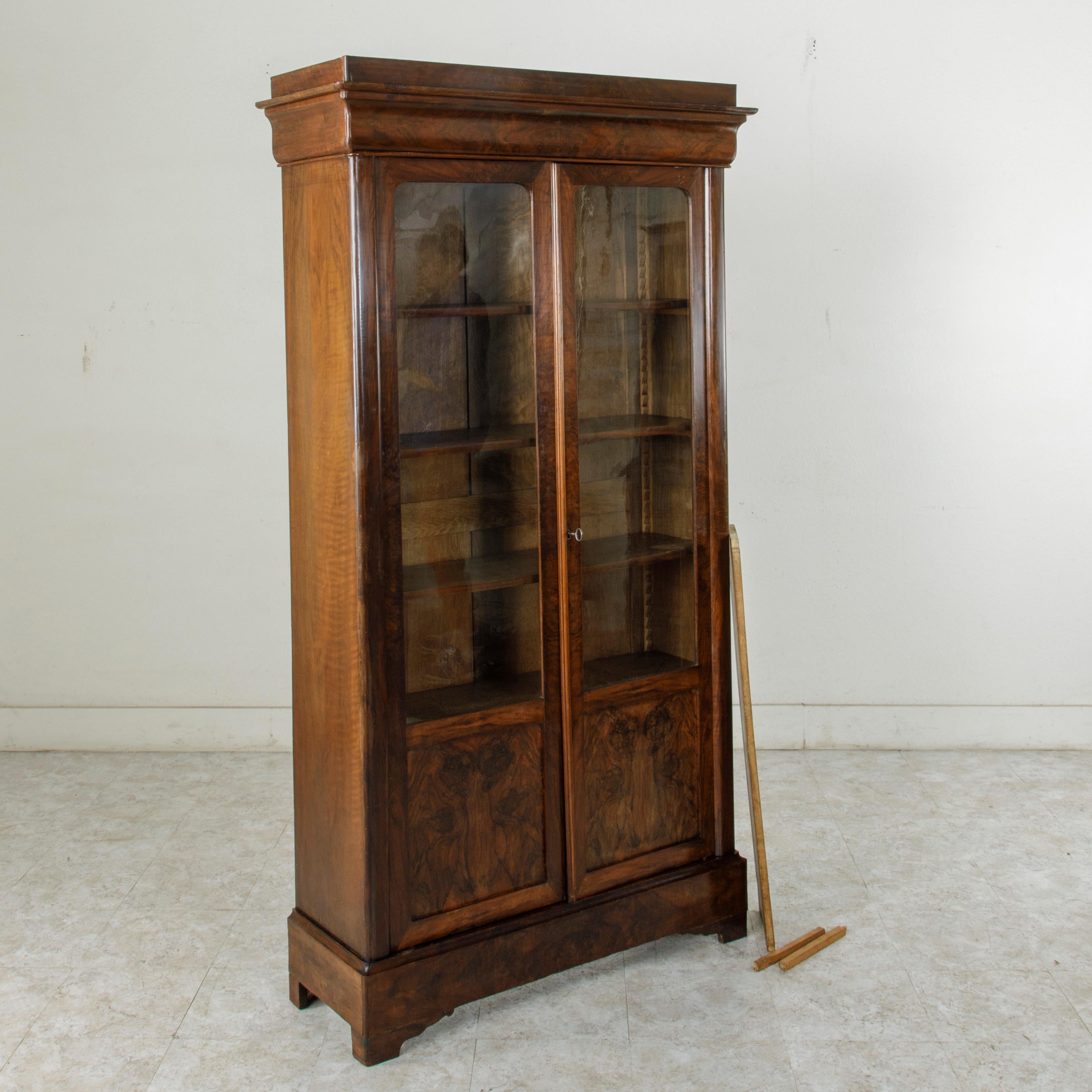 19th Century French Louis Philippe Period Flamed Mahogany Bookcase or Vitrine 5