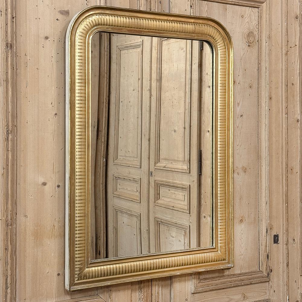 Louis-Philippe Miroir doré d'époque Louis Philippe du 19ème siècle en vente