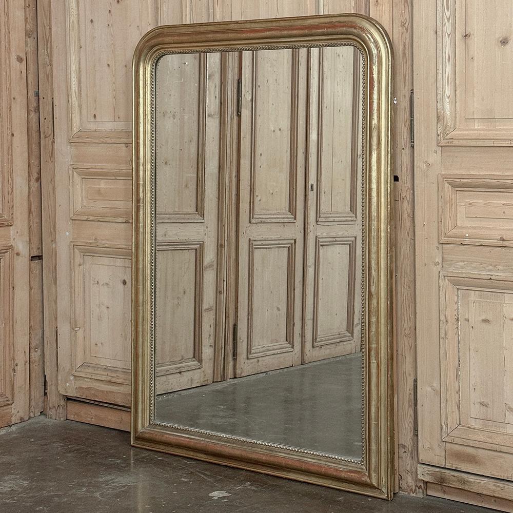 Hand-Crafted 19th Century French Louis Philippe Period Gilded Mirror For Sale