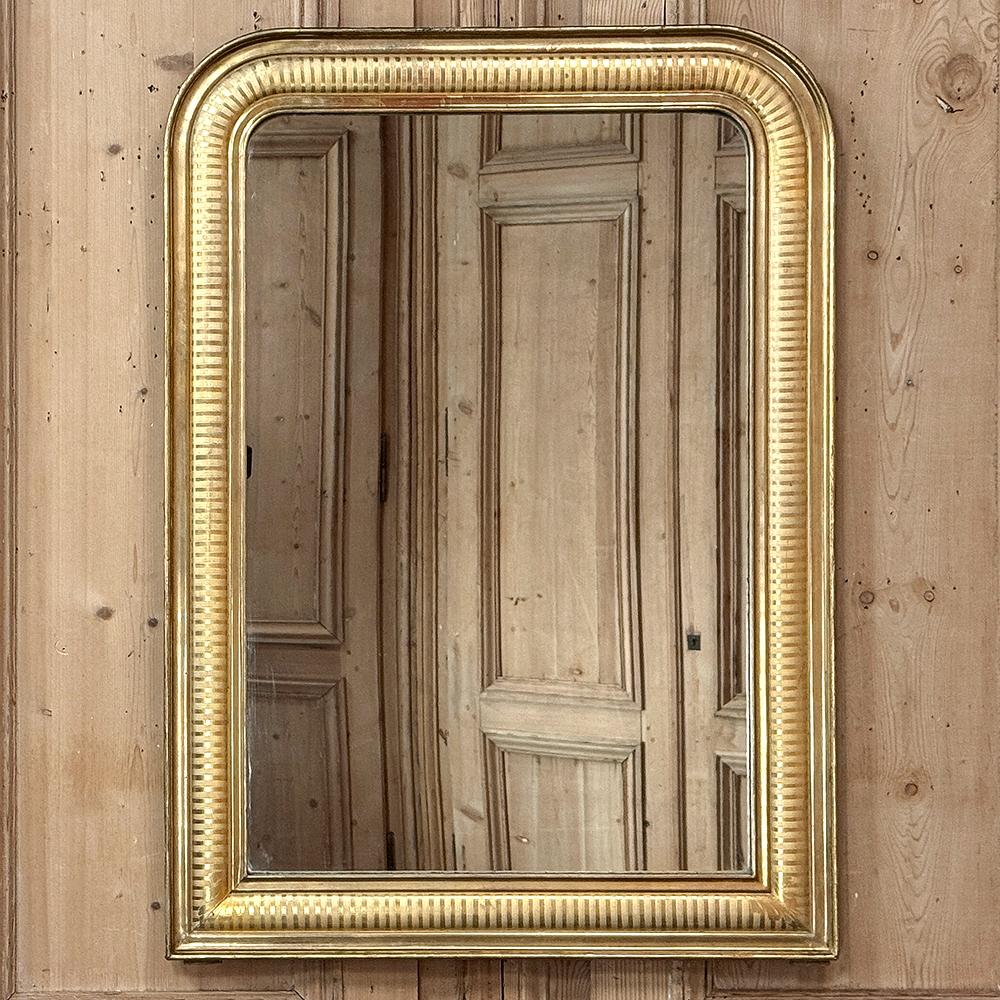 Français Miroir doré d'époque Louis Philippe du 19ème siècle en vente
