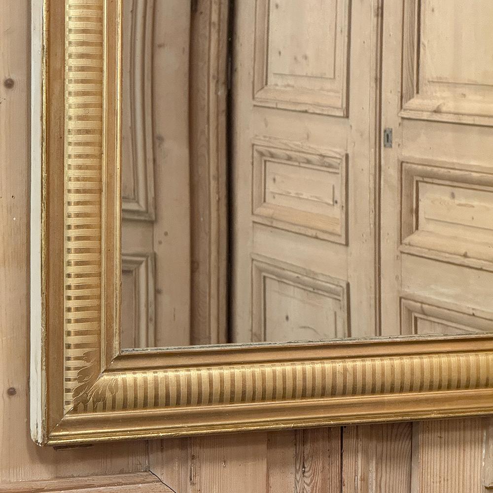 Miroir doré d'époque Louis Philippe du 19ème siècle Bon état - En vente à Dallas, TX