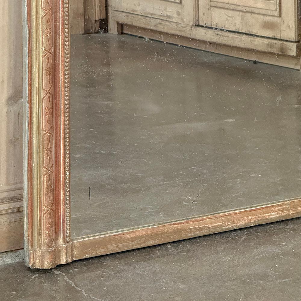 19th Century French Louis Philippe Period Giltwood Mantel Mirror For Sale 3