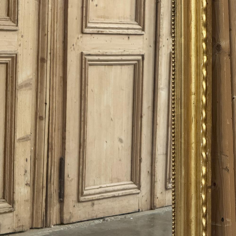 Miroir français du 19ème siècle d'époque Louis Philippe en bois doré en vente 7