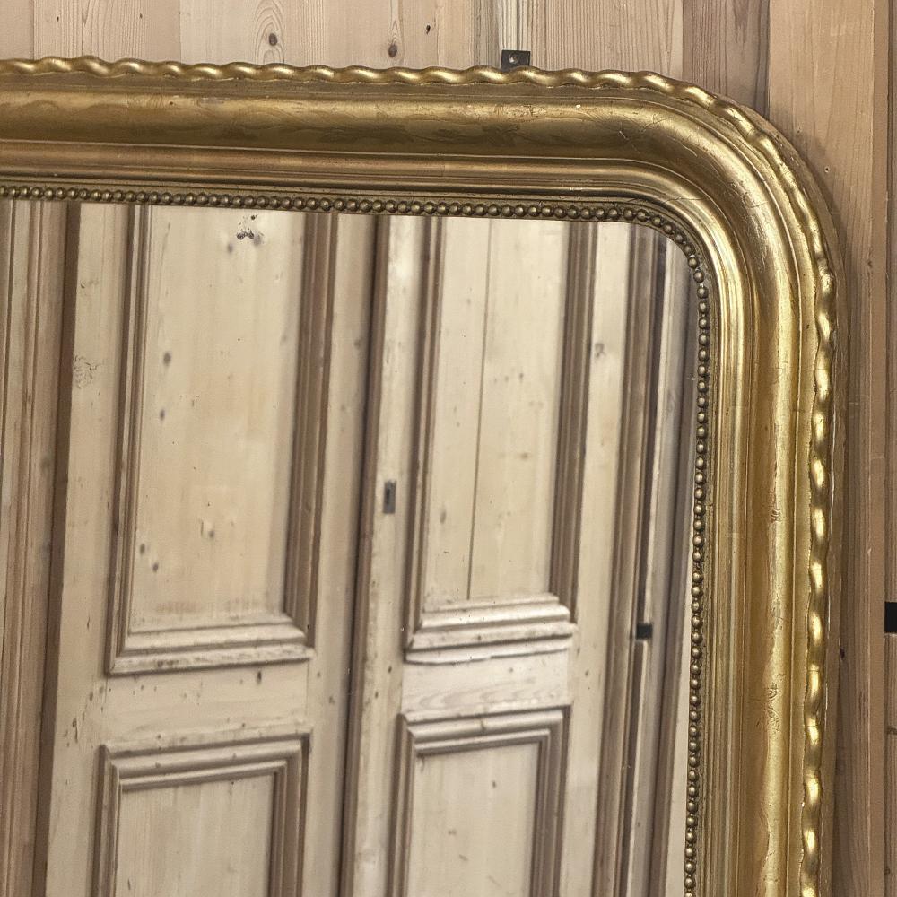 Miroir français du 19ème siècle d'époque Louis Philippe en bois doré Bon état - En vente à Dallas, TX