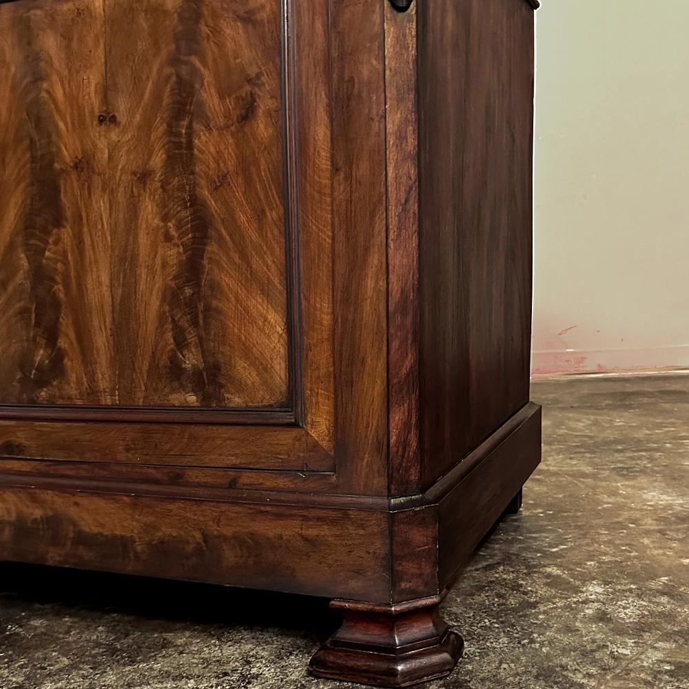 Buffet in mogano del periodo Louis Philippe francese del XIX secolo in vendita 6