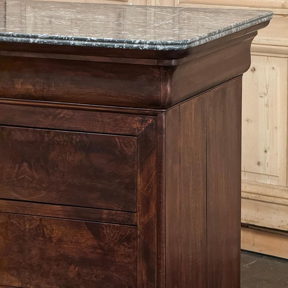 Ottone Commode francese del XIX secolo del periodo Louis Philippe in mogano con piano in marmo in vendita