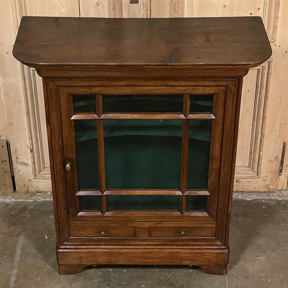 19th Century French Louis Philippe Period Vitrine, Confiturier In Good Condition For Sale In Dallas, TX