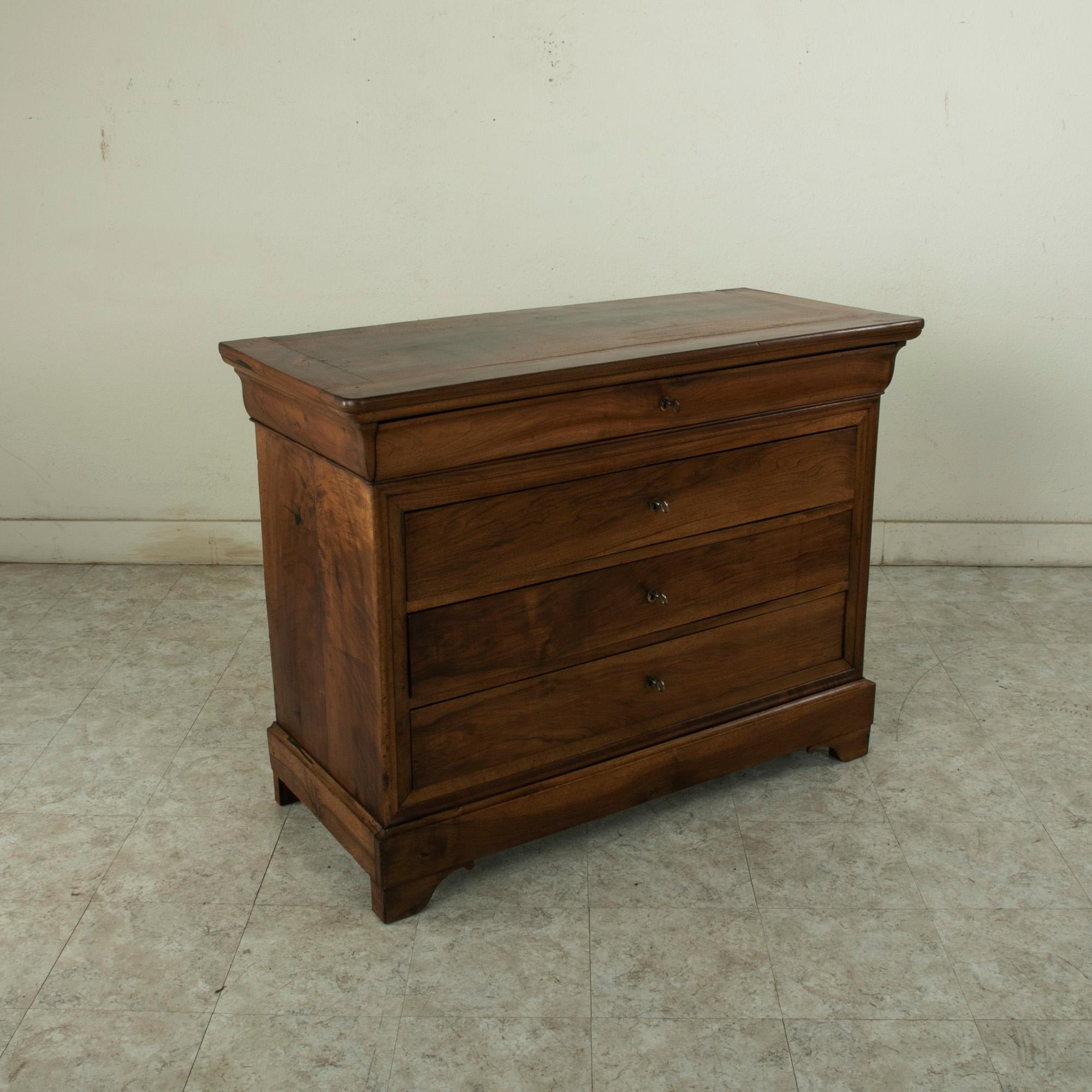 19th Century French Louis Philippe Period Walnut Commode or Chest of Drawers In Good Condition In Fayetteville, AR