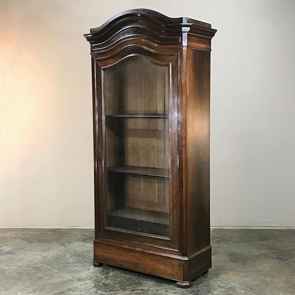 Hand-Crafted 19th Century French Louis Philippe Rosewood Display Armoire, Bookcase