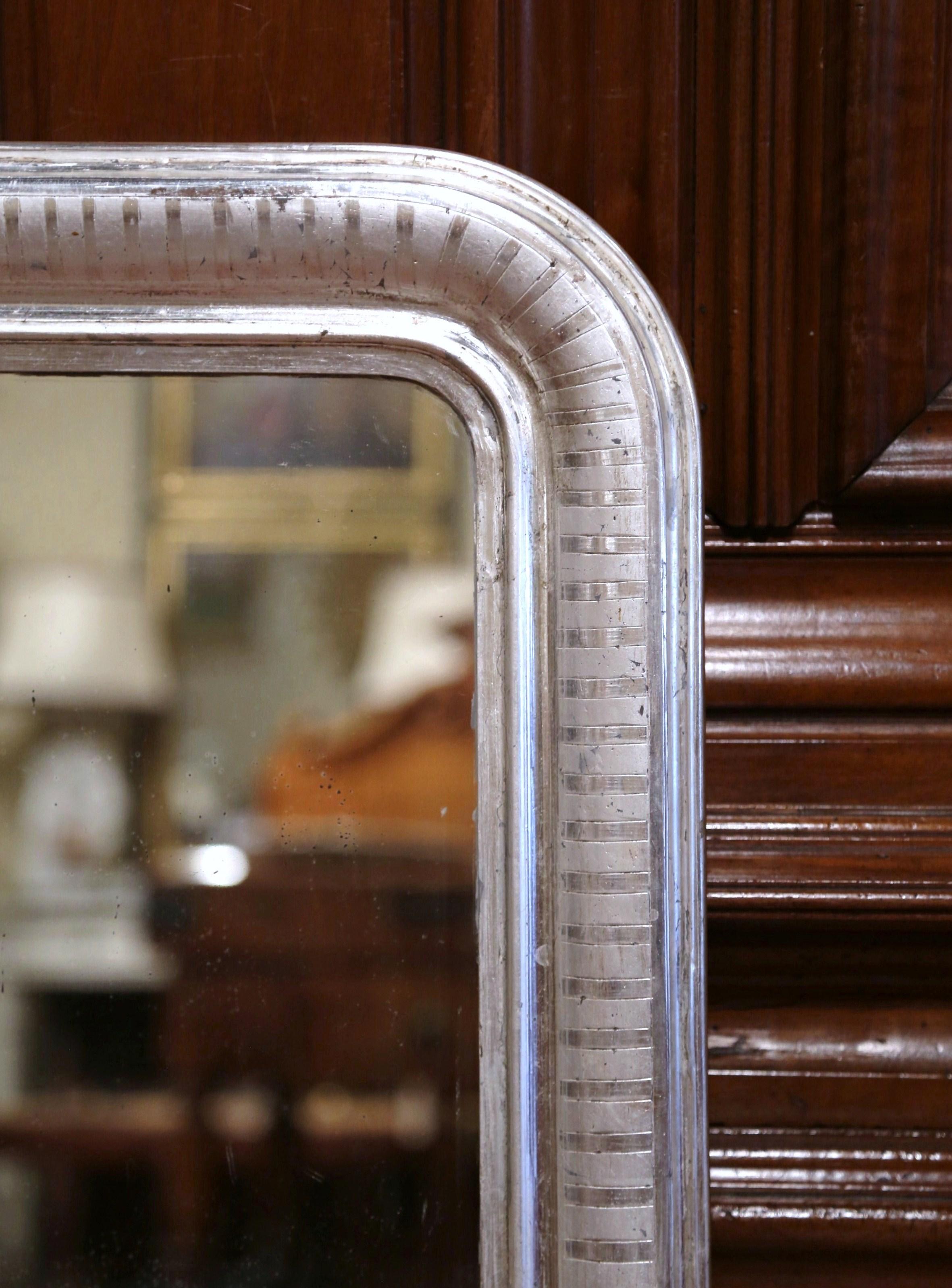 19th Century French Louis Philippe Silver Leaf Mirror with Engraved Stripe Decor In Excellent Condition In Dallas, TX
