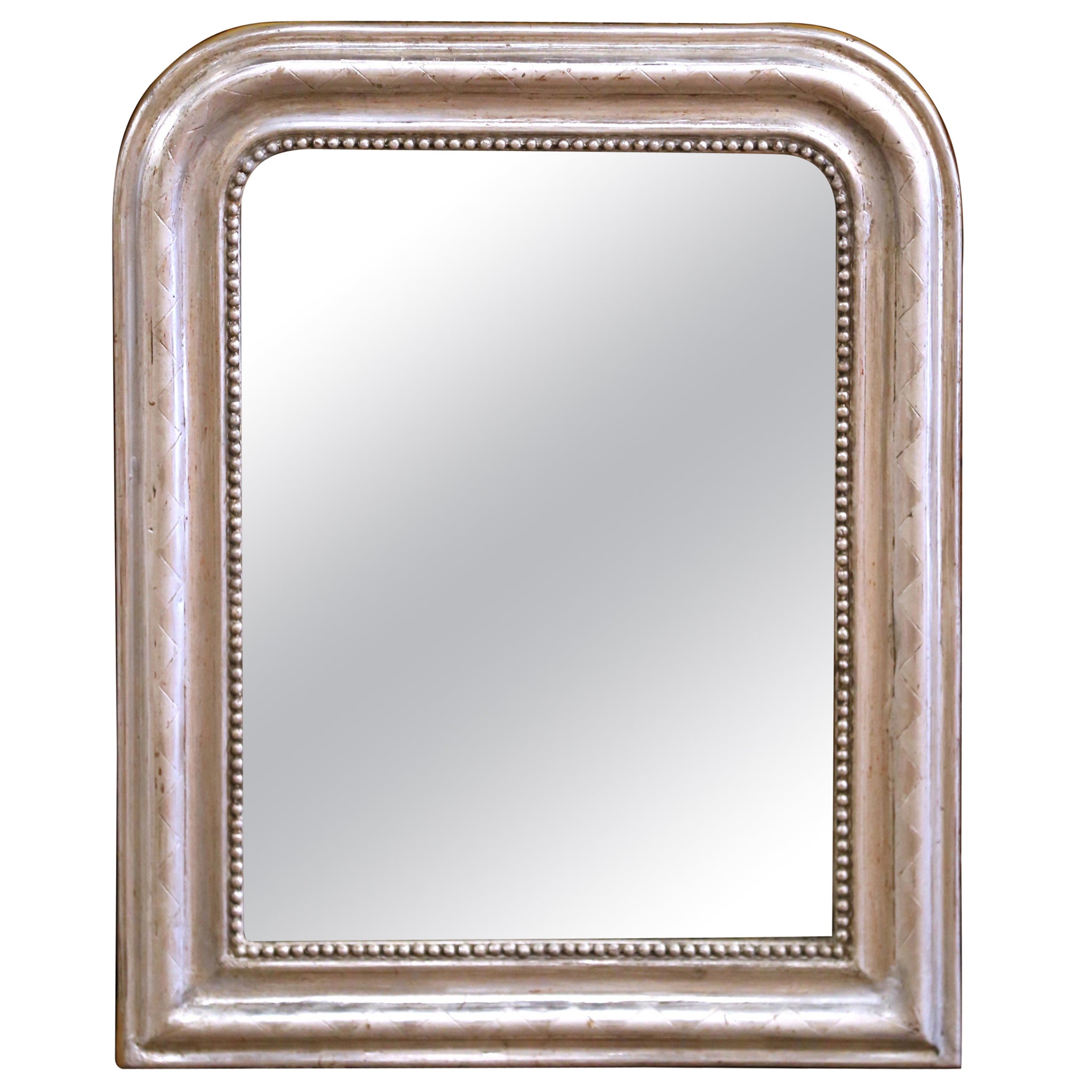 Miroir Louis Philippe argenté du 19e siècle avec garniture en perles