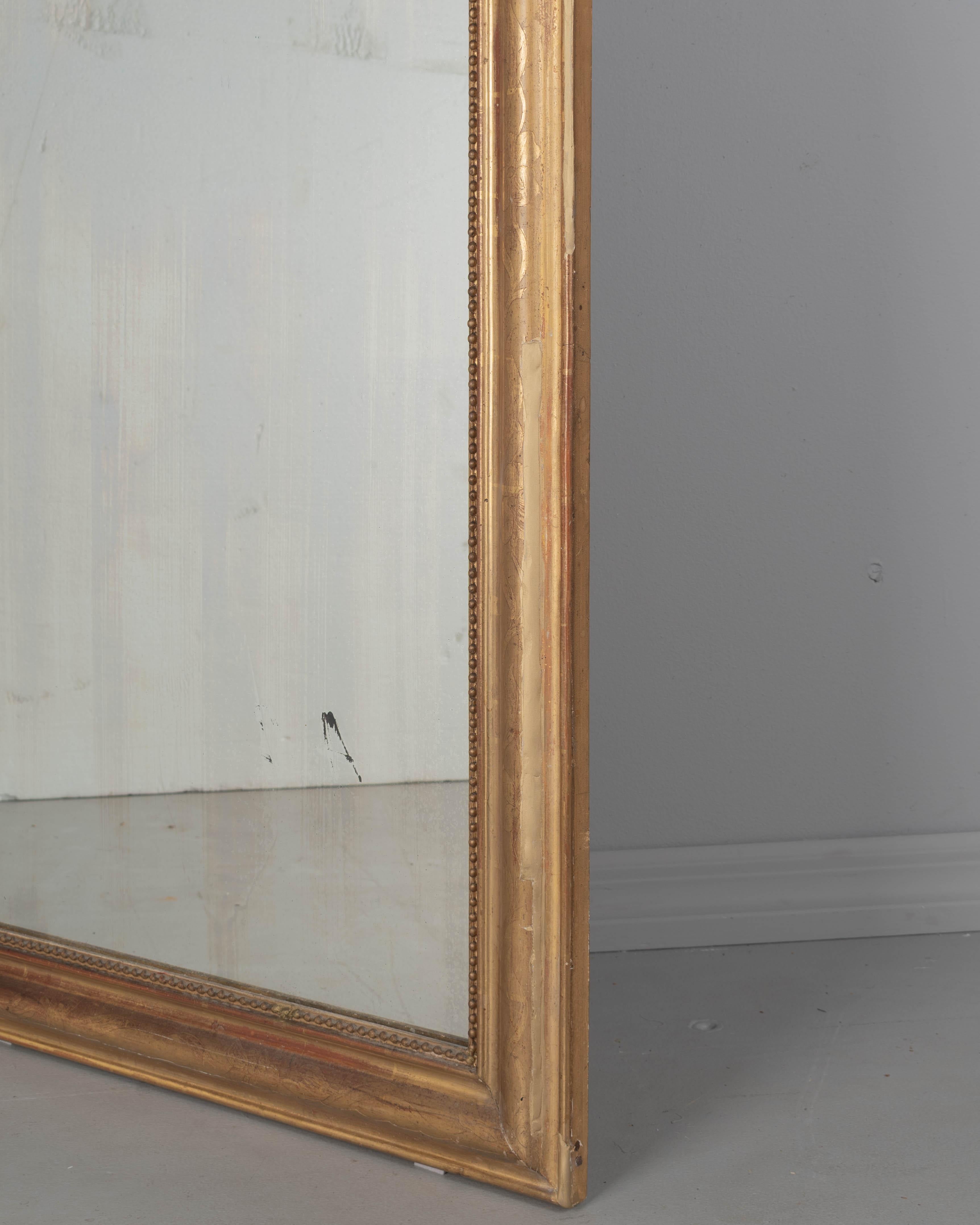 Miroir doré du 19ème siècle de style Louis Philippe 43