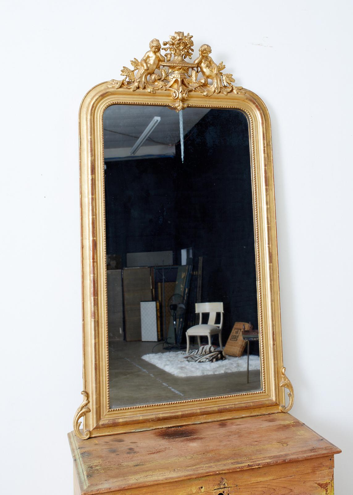 Italian 19th Century French Louis Philippe Style Giltwood Mirror