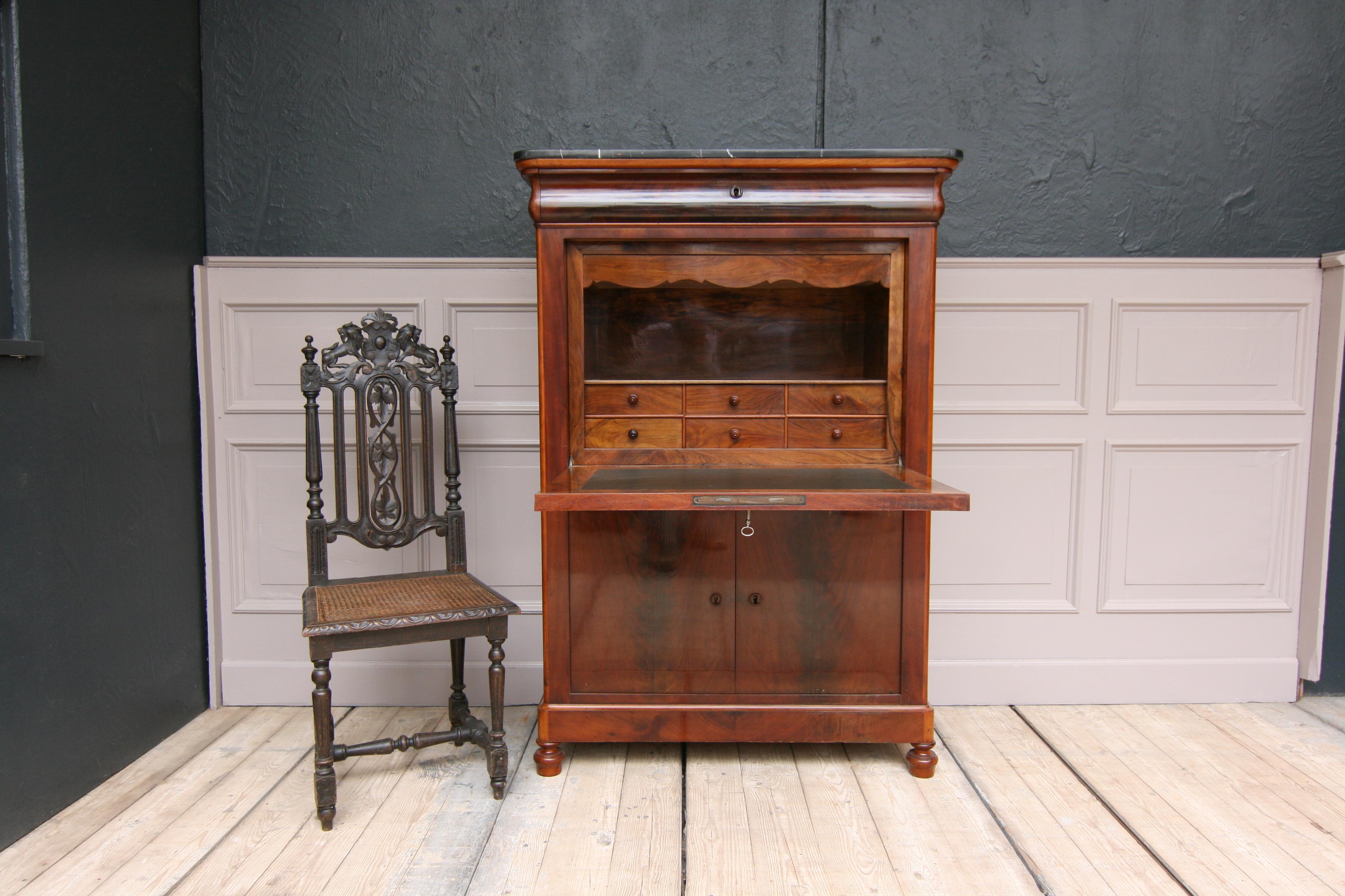 19th Century French Louis Philippe Style Mahogany Secretary with Marble Top In Good Condition In Dusseldorf, DE