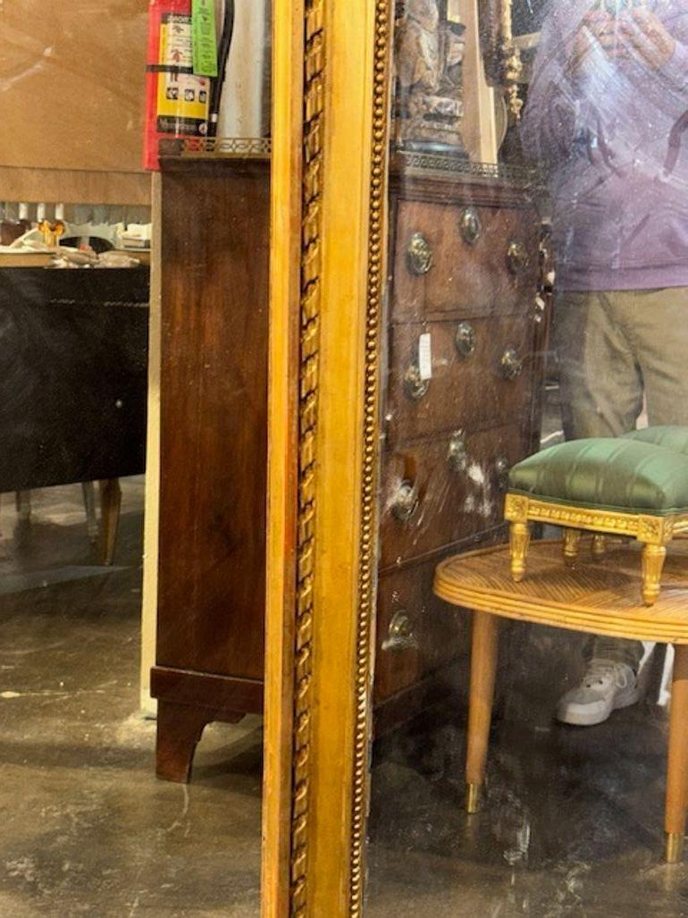 Miroir Louis Philippe du 19ème siècle en bois doré transitionnel français Bon état - En vente à Dallas, TX